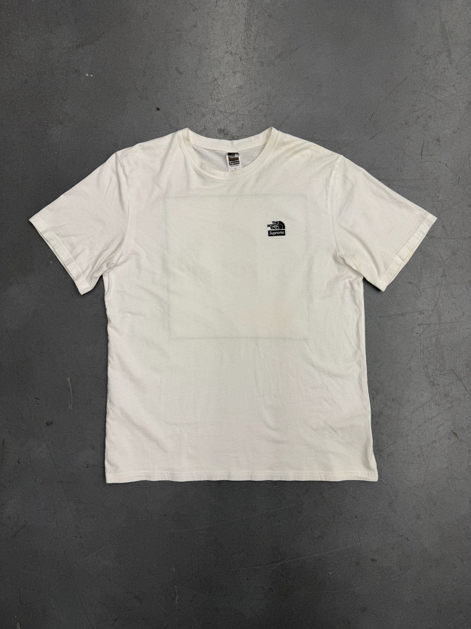 SS22 SUPREME THE NORTH FACE BANDANA TEE - WHITE – Lost 'N Found
