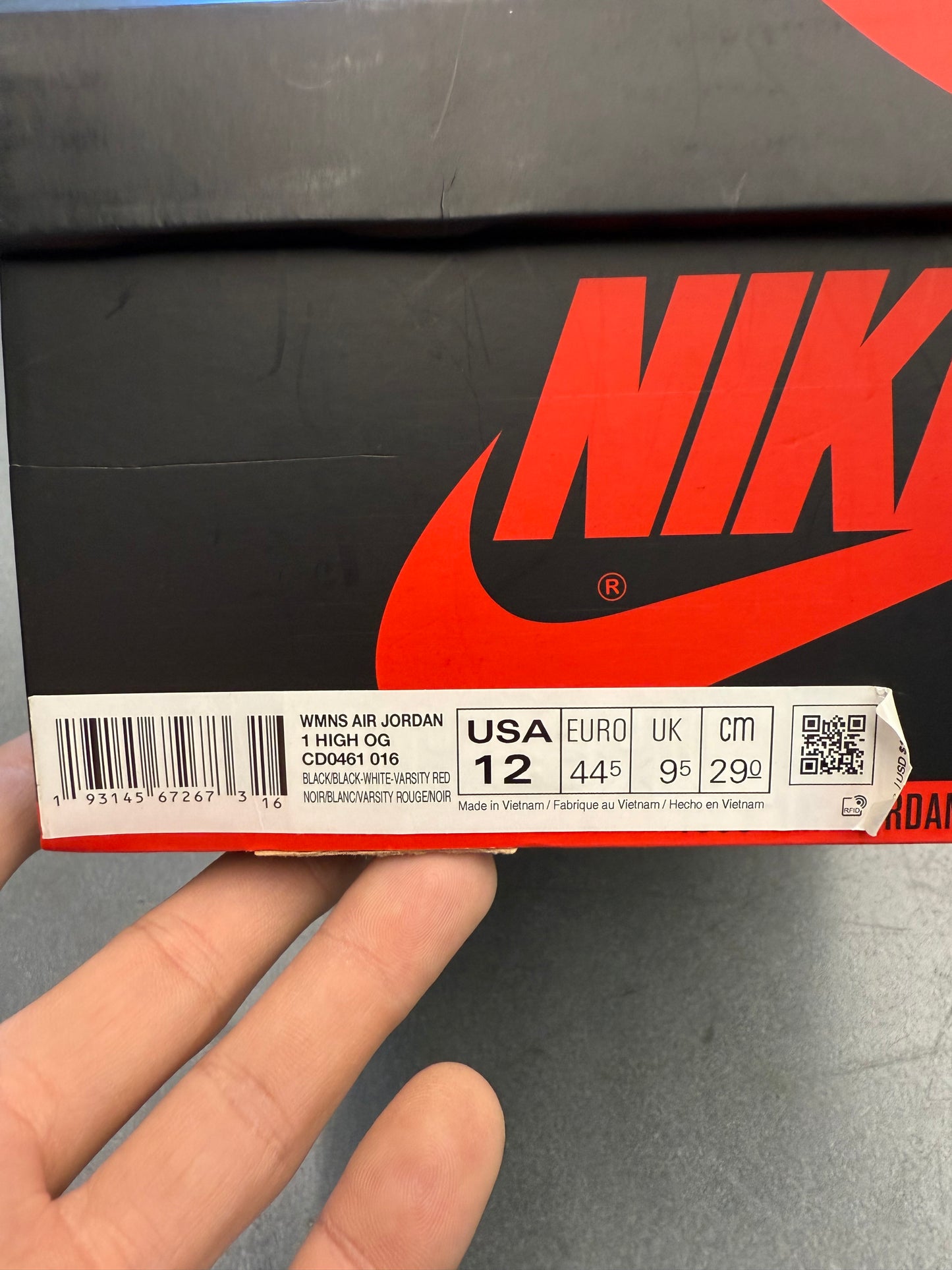 2019 W SIZE 12 JORDAN 1 RETRO HIGH SATIN BLACK TOE (WOMEN'S) (NEW WITH BOX)