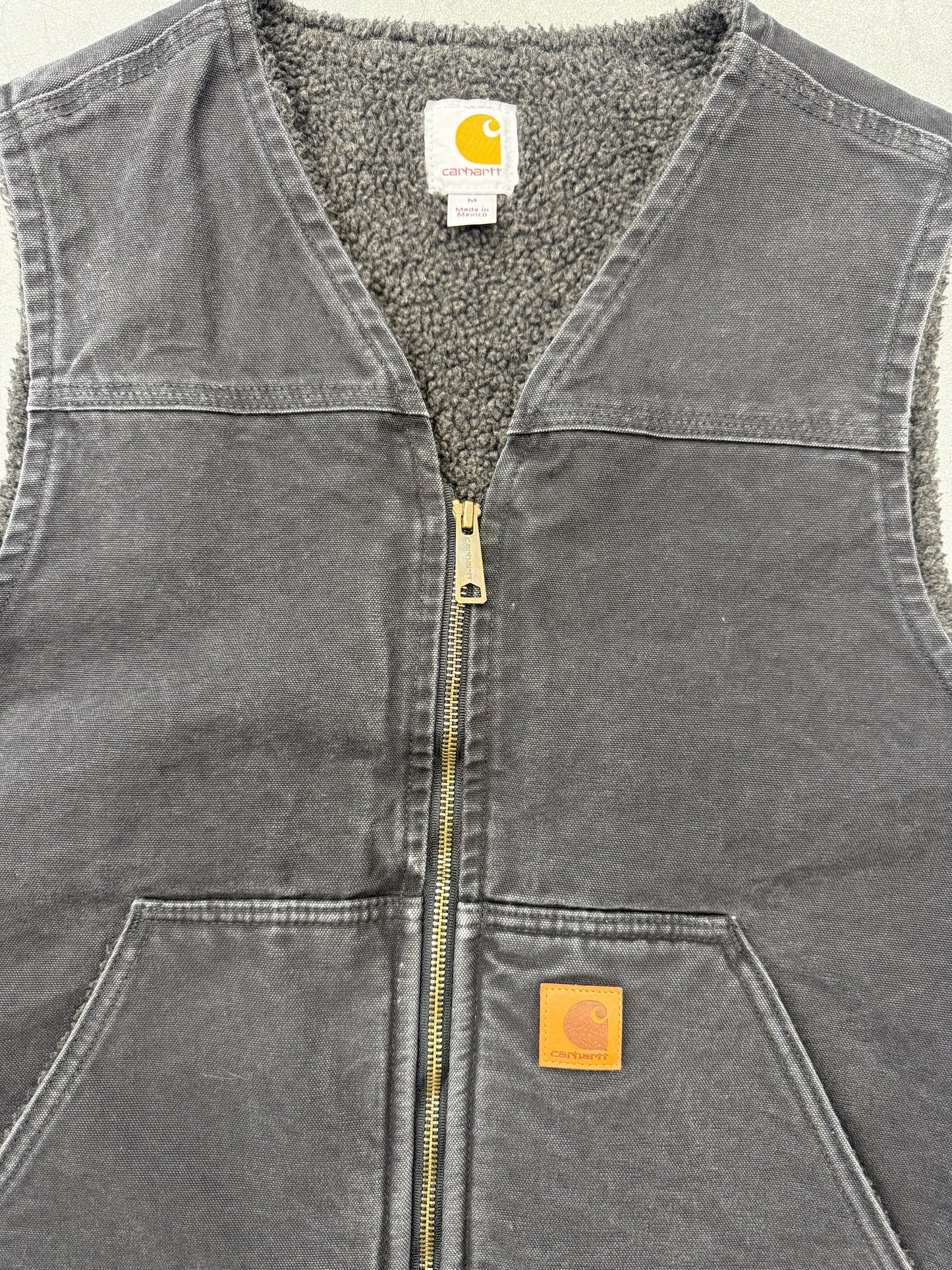 2000'S CARHARTT SHERPA LINED CANVAS VEST (V26BLK)