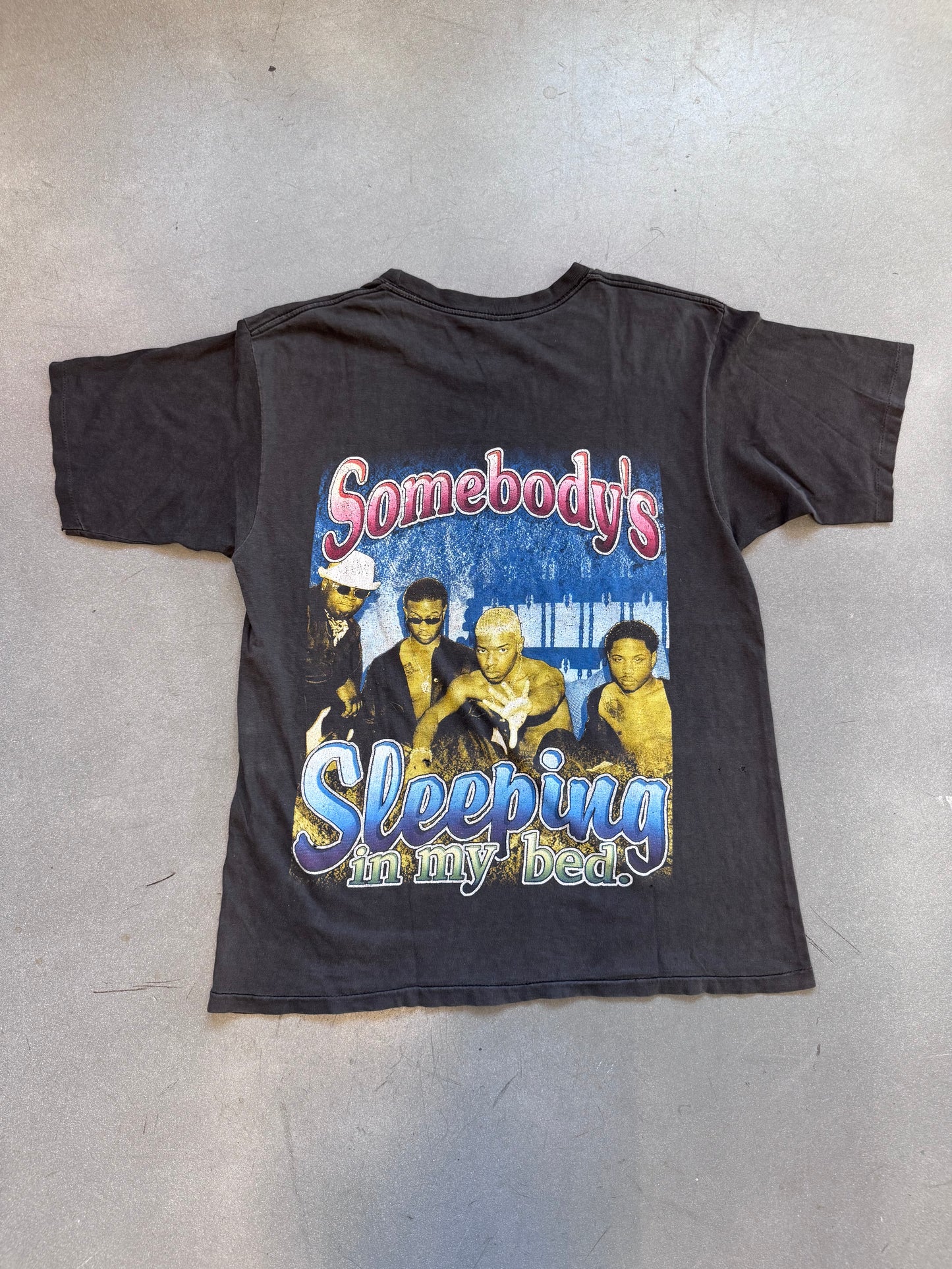 90S DRU HILL SOMEBODY'S SLEEPING IN MY BED RAP TEE (FADED TAG)
