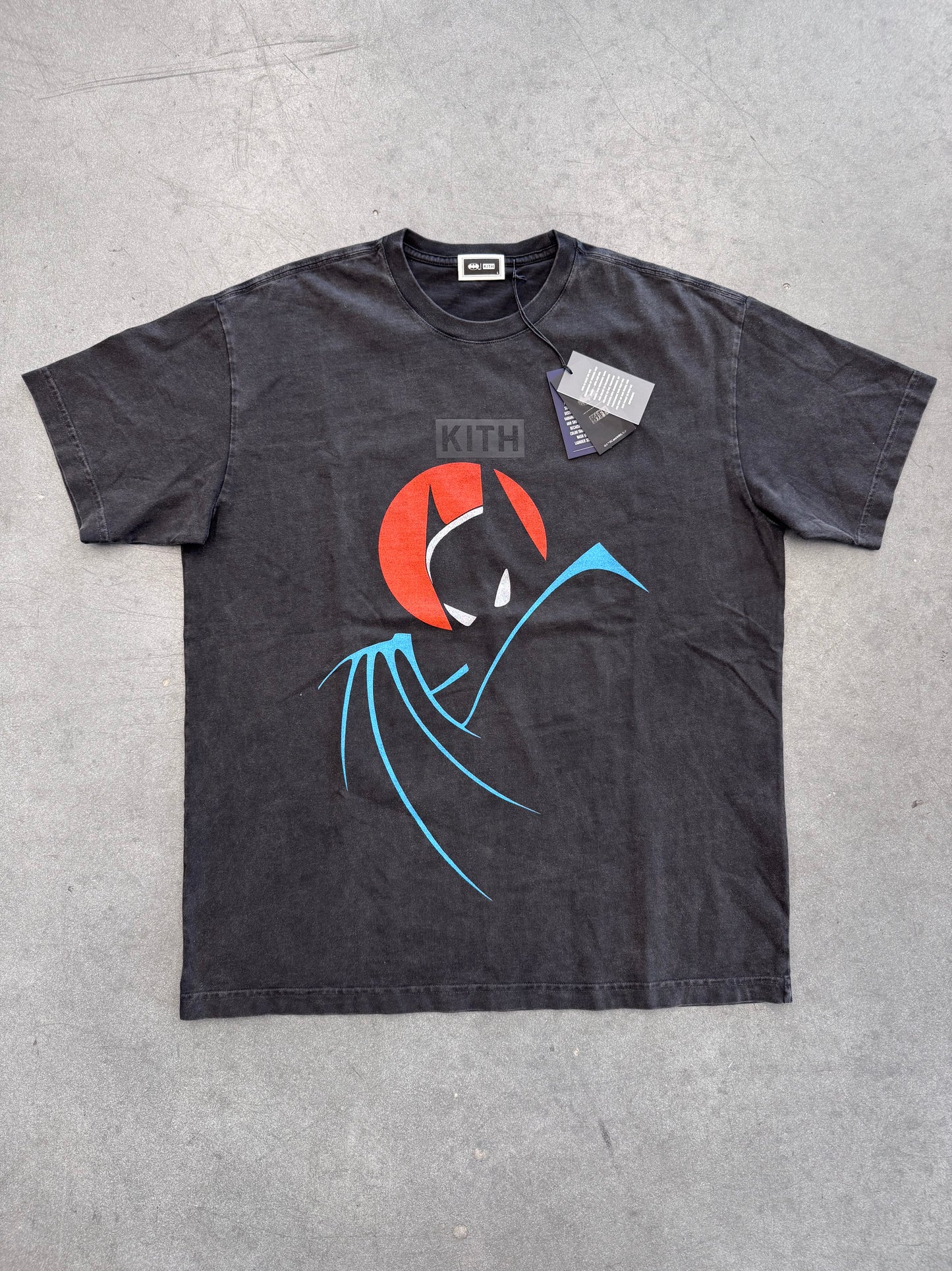 FW24 KITH BATMAN ANIMATED VINTAGE TEE (NWT) (L)