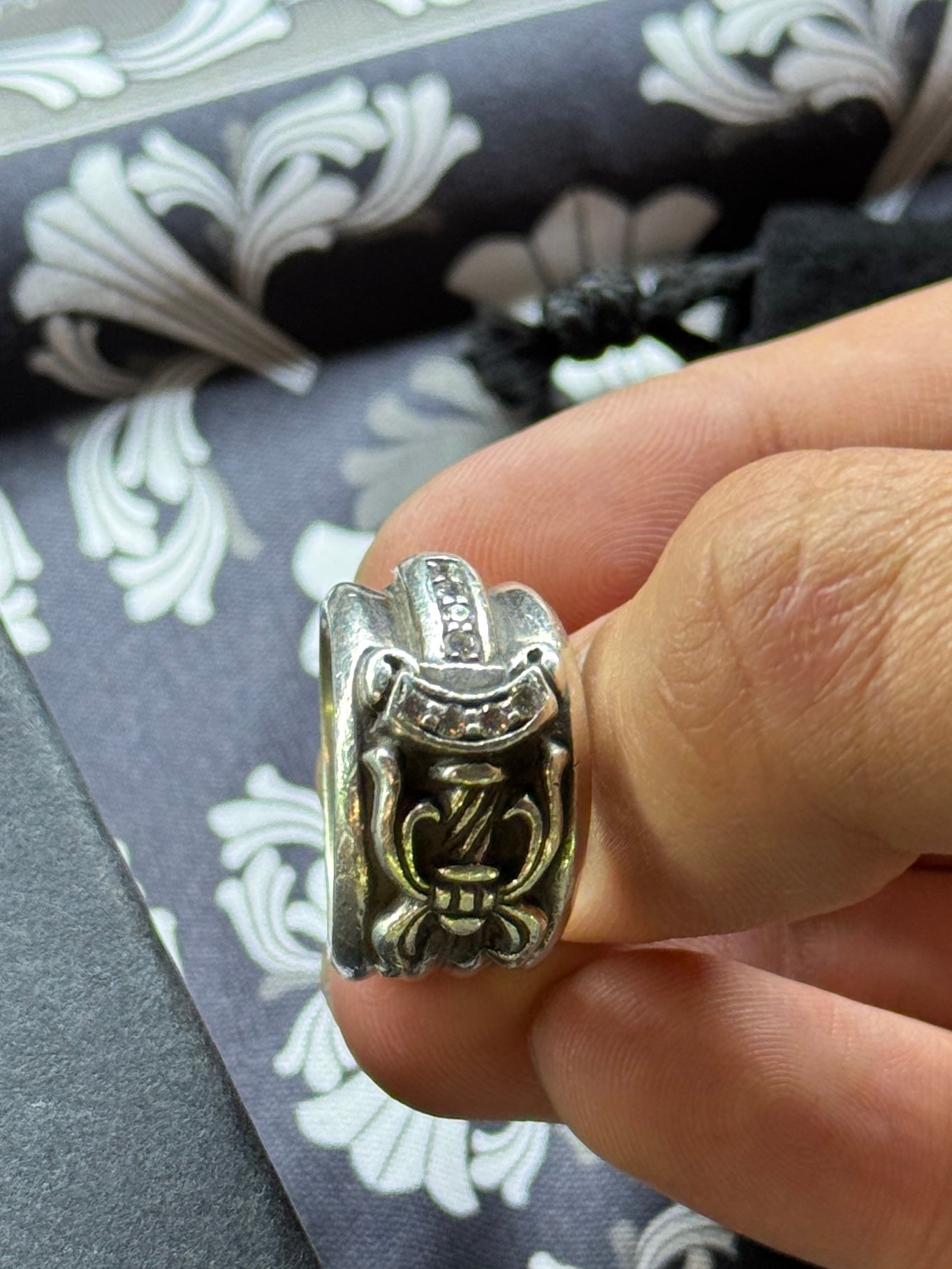 CHROME HEARTS DIAMOND DAGGER SILVER RING SIZE 6.5 (15.5 GRAMS)