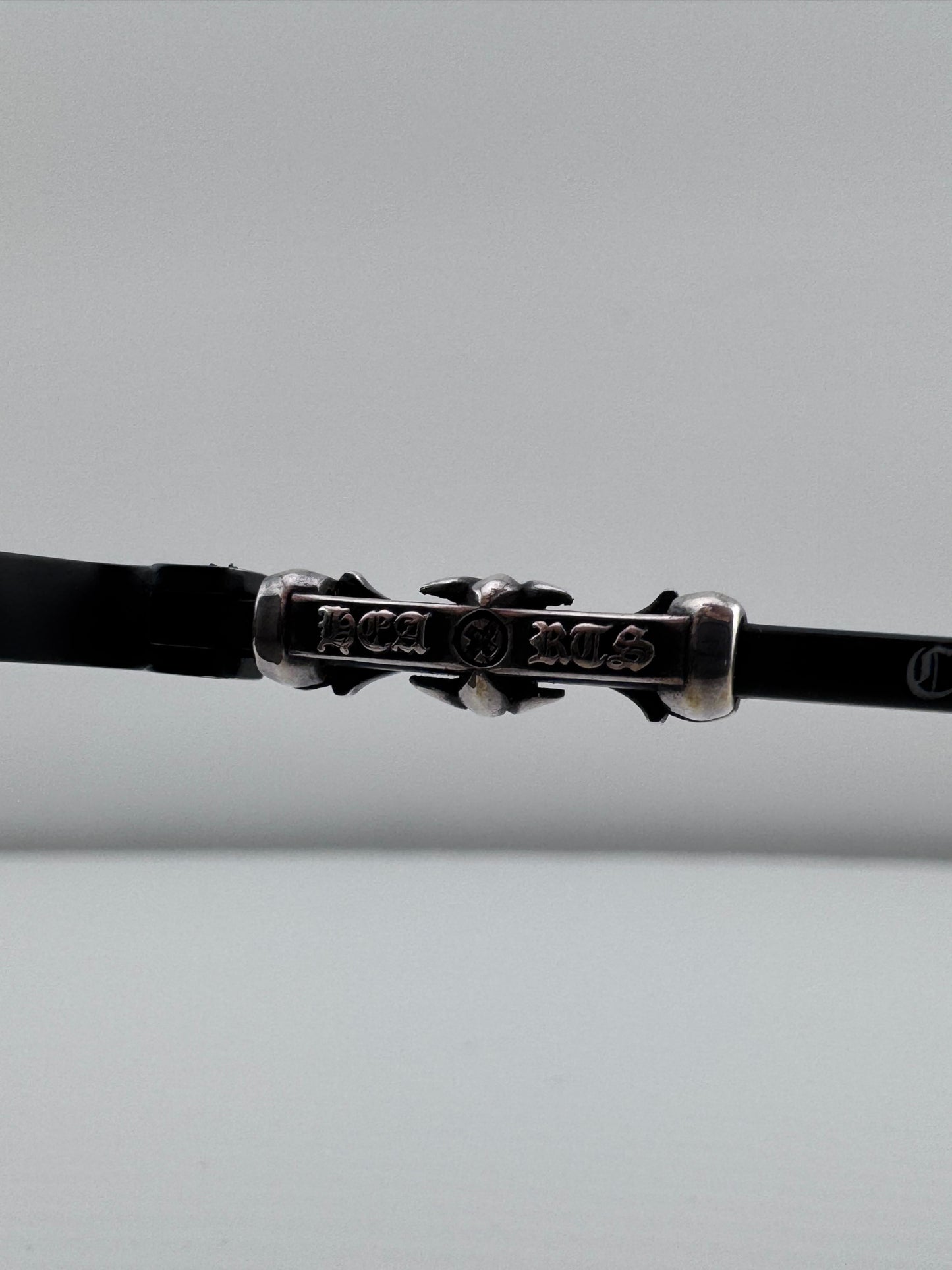 CHROME HEARTS ORALGAMI DOUBLE BRIDGE BLACK METAL SUNGLASSES (PRE-OWNED WITH CASE)