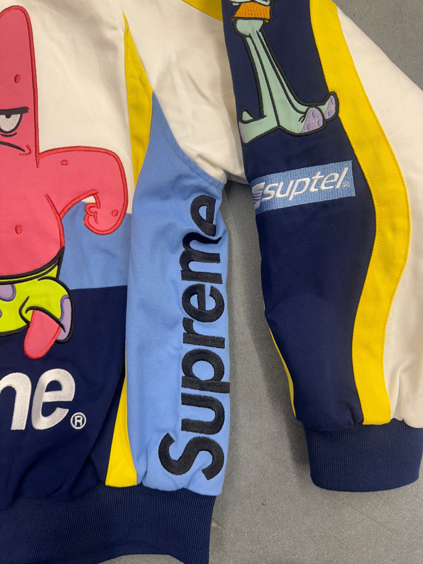 SS25 SUPREME SPONGEBOB SQUAREPANTS JEFF HAMILTON RACING JACKET