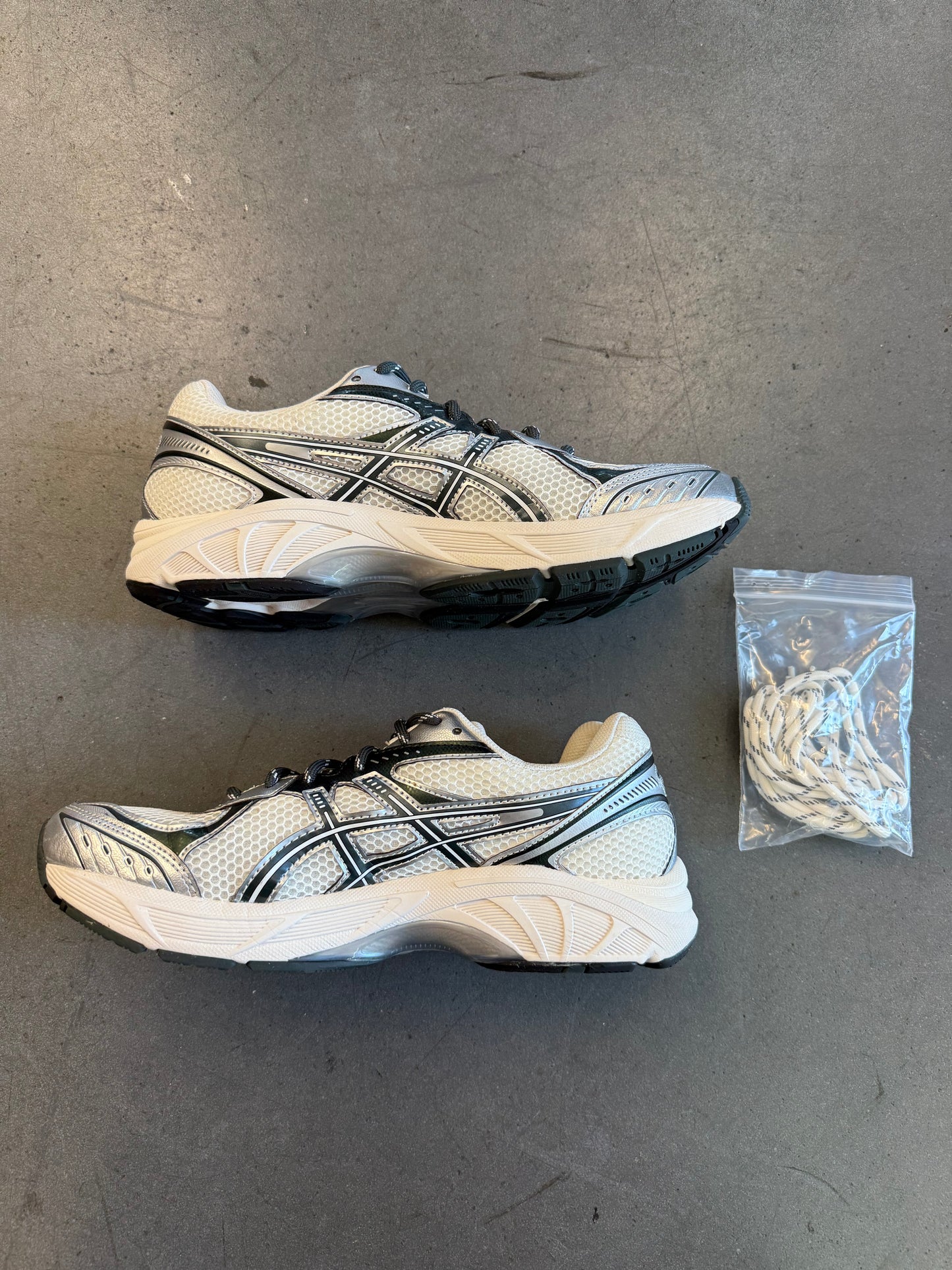 SIZE 10 ASICS GT-2160 KITH CREAM SCARAB (2024)
