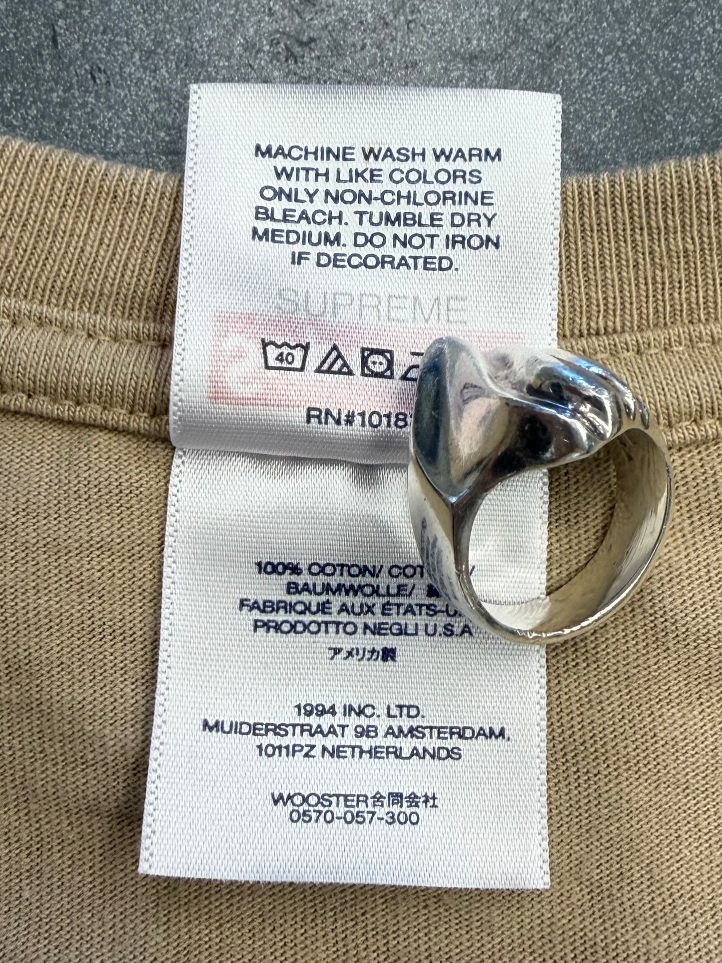 SS23 SUPREME BODY SNATCHERS TEE - KHAKI