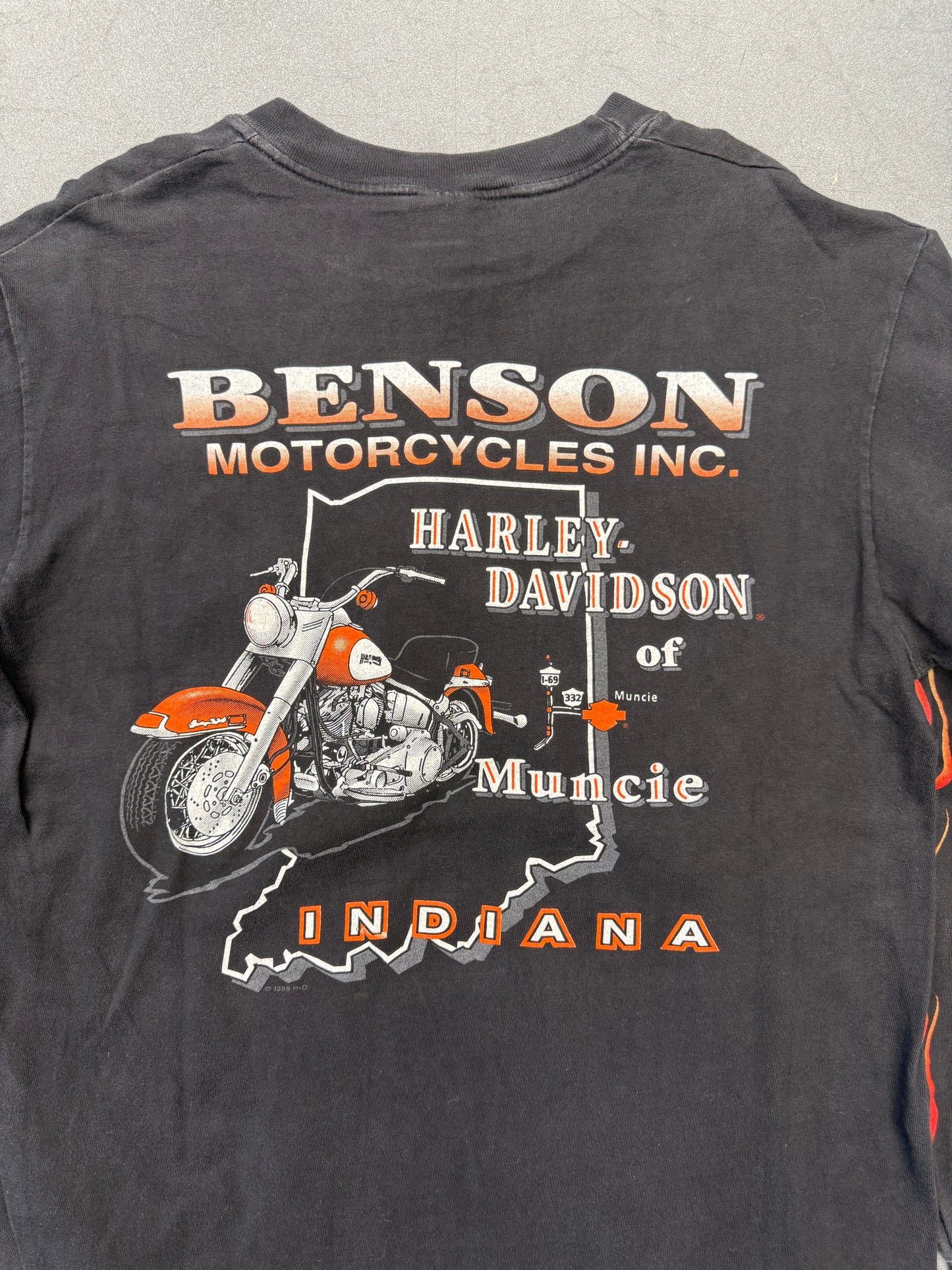 1995 HARLEY-DAVIDSON BENSON MUNCIE, INDIANA FLAME SLEEVE LS TEE
