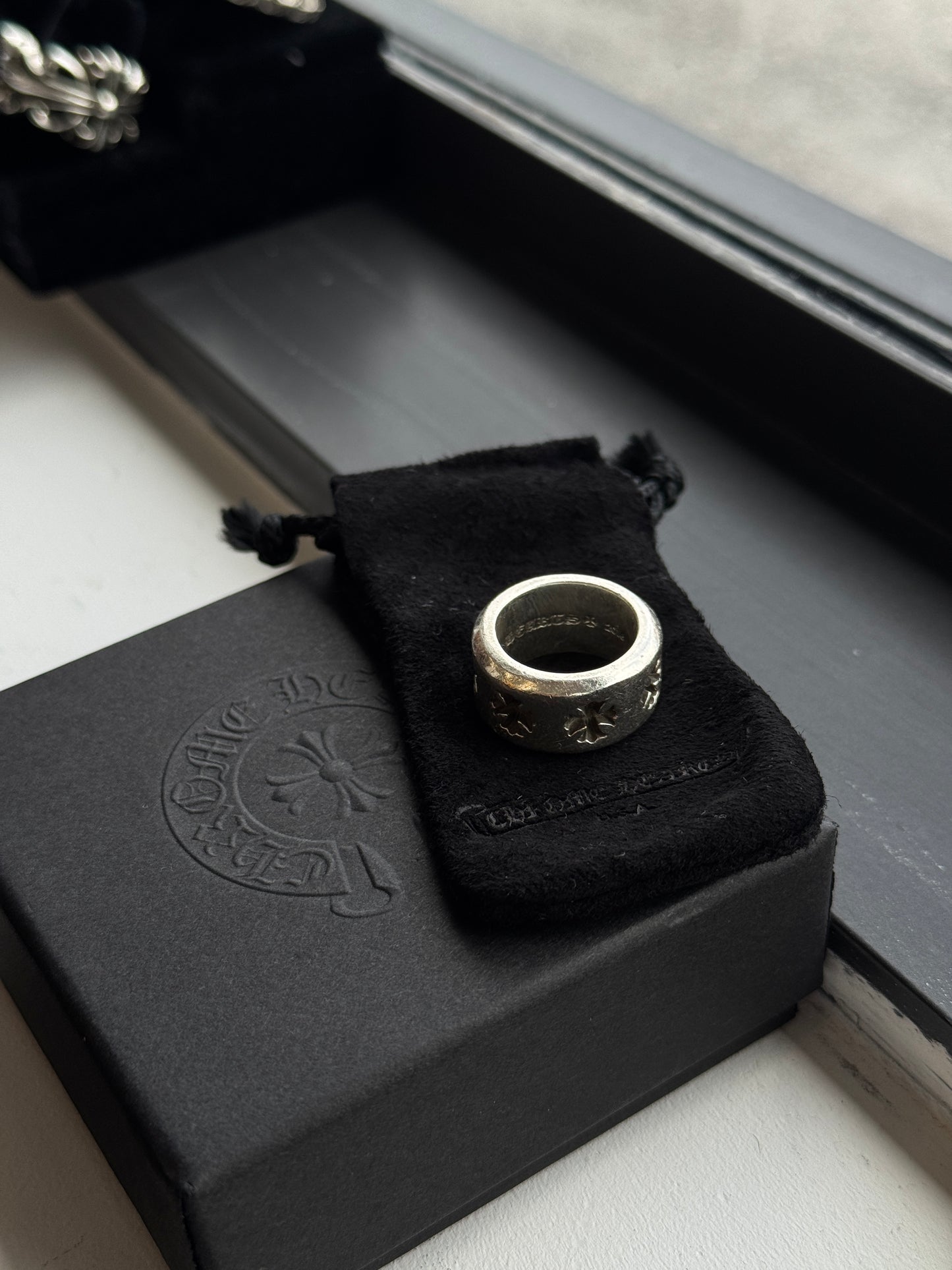 CHROME HEARTS NEGATIVE TINY PLUS THICK BAND SILVER RING (SIZE 6) (19.5 GRAMS)