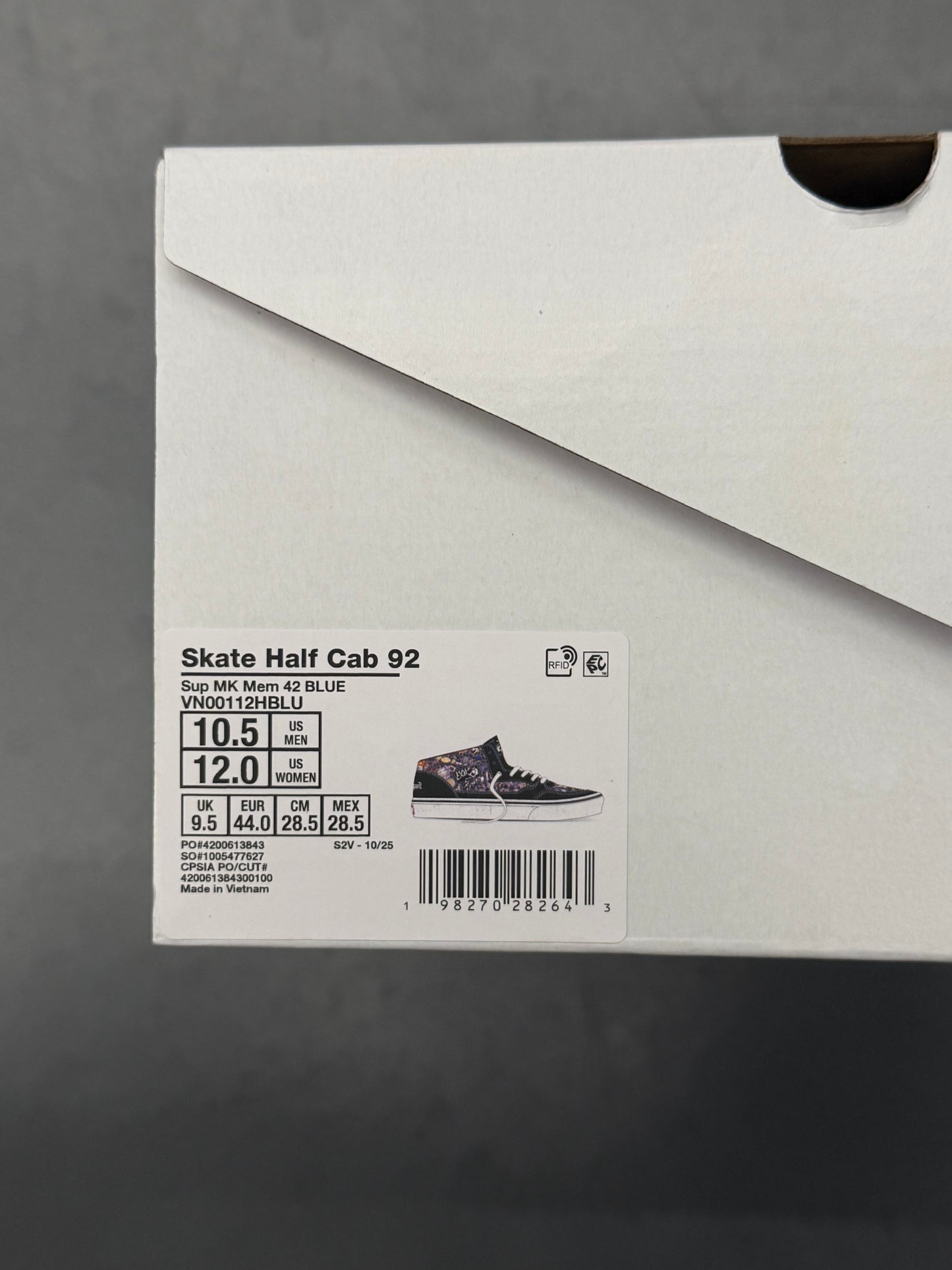 2026 VANS HALF CAB SUPREME X MIKE KELLEY - BLACK