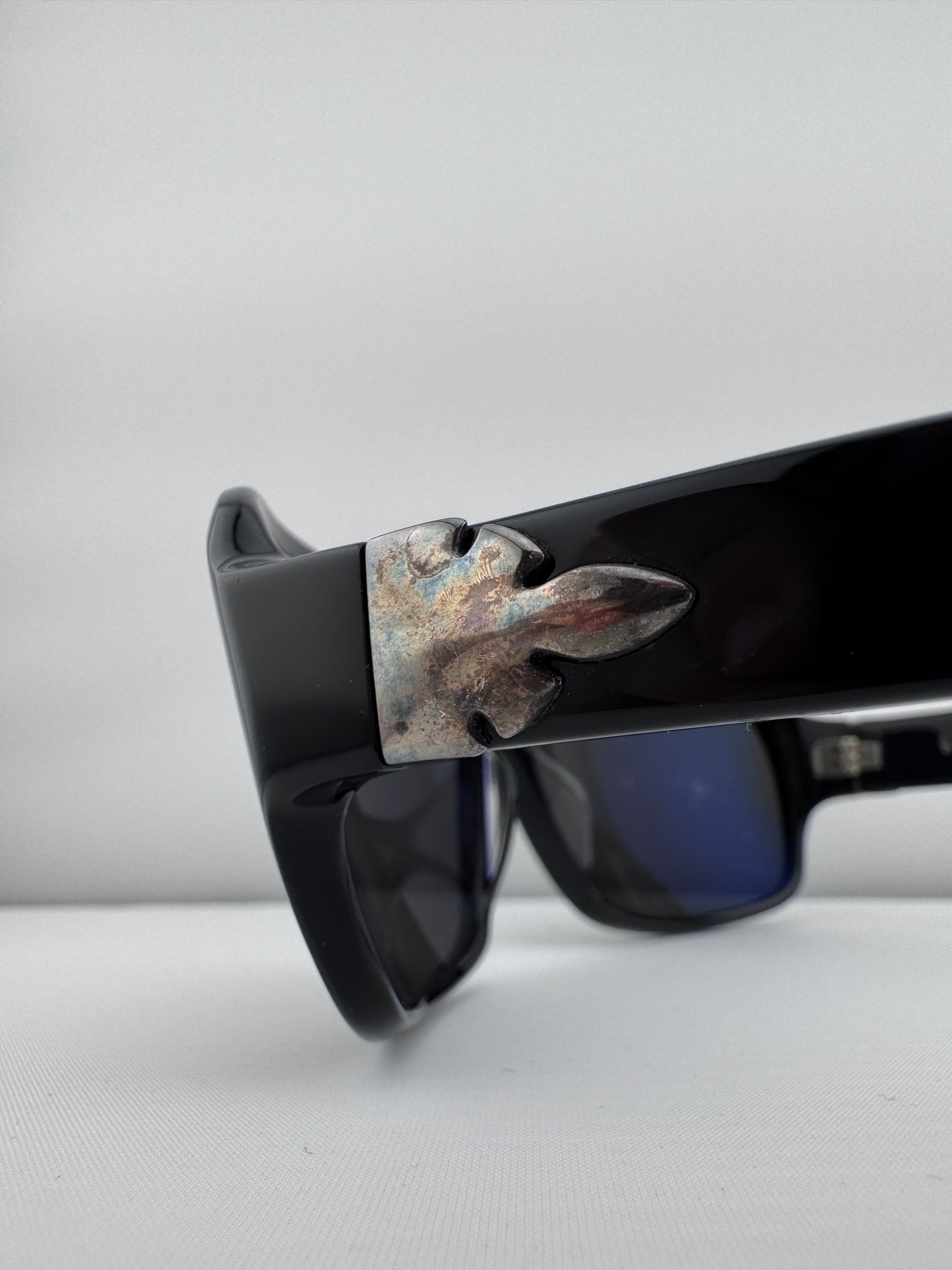 CHROME HEARTS 'STABBIN CABIN' BLACK SUNGLASSES (PRE-OWNED WITH CASE)