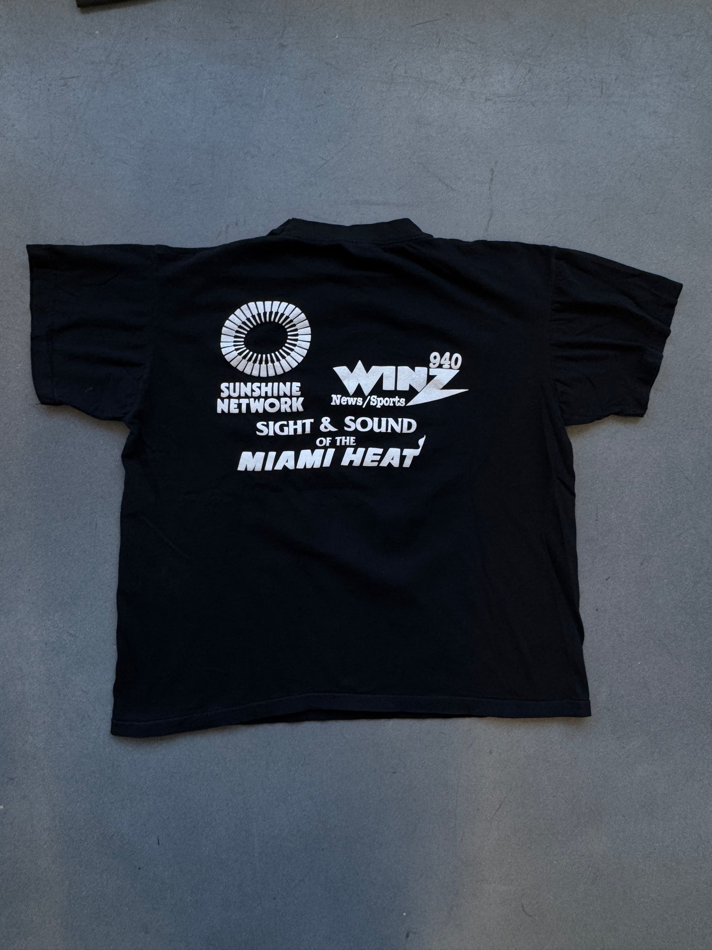 93-94 MIAMI HEAT SIGHT & SOUND OF THE MIAMI HEAT TEE (TOURCHAMP TAG)