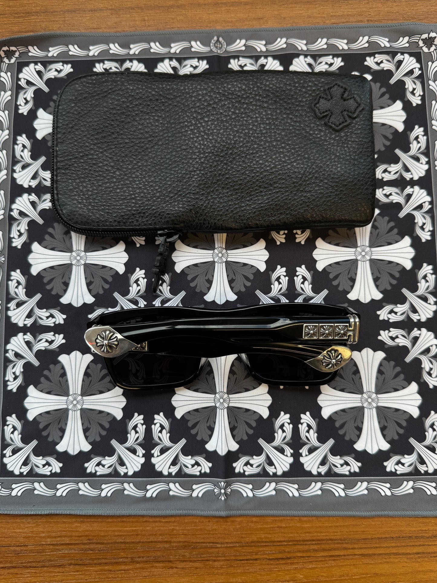 CHROME HEARTS SLUSS BUSSIN II BLACK SUNGLASSES + SILVER HARDWARE (COMES WITH CASE)