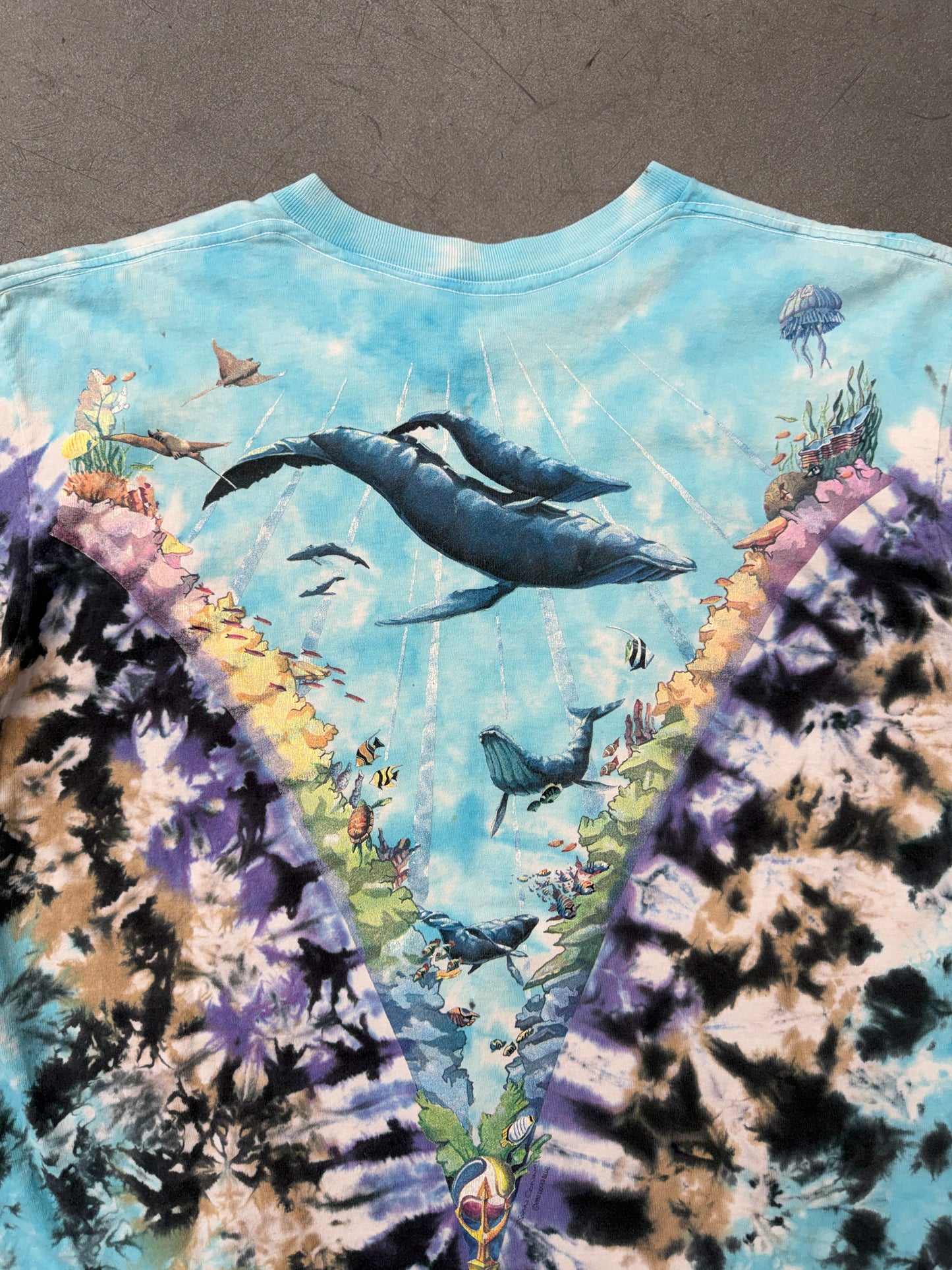 1996 LIQUID BLUE OCEAN V TIE-DYE DOLPHINS TEE (PULLED TAG)