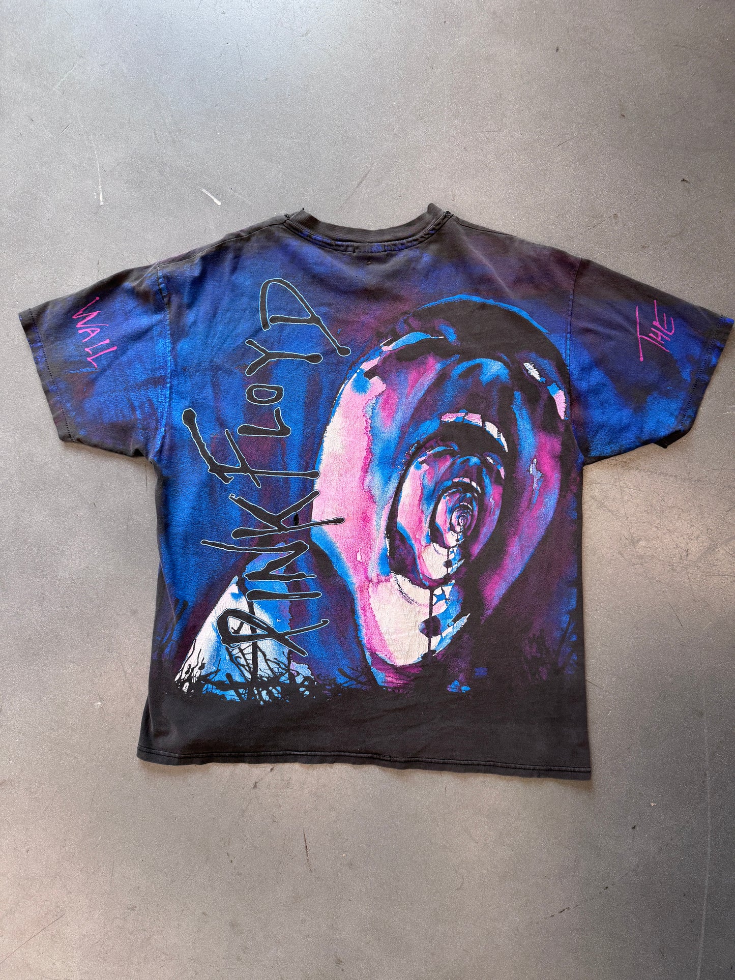 1994 PINK FLOYD THE WALL SCREAMING FACE ALL OVER PRINT TEE XL