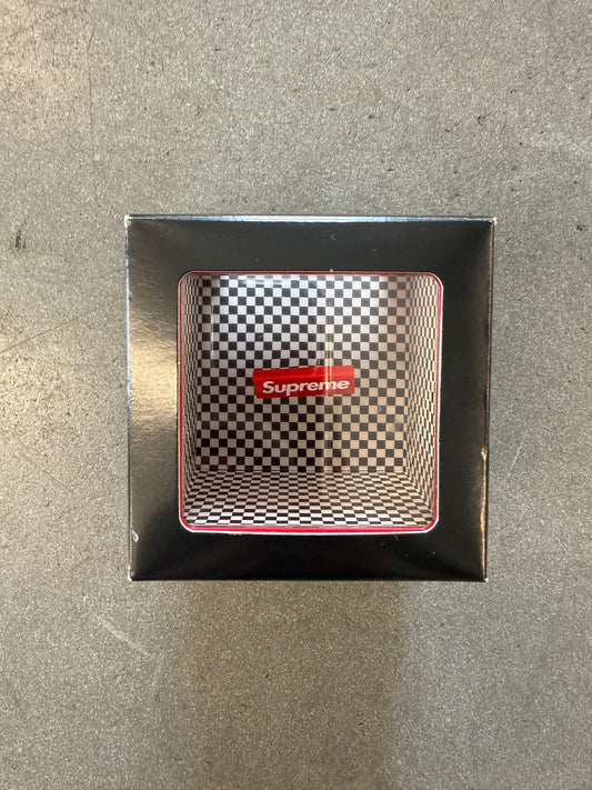 SS18 SUPREME ILLUSION COIN BANK