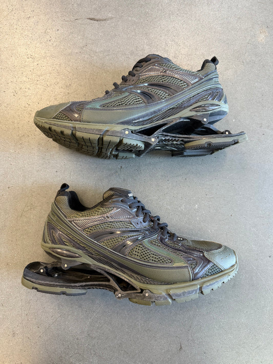 SIZE 44 BALENCIAGA X-PANDER TRACK RUNNER SHOE (PRE-OWNED NO BOX)