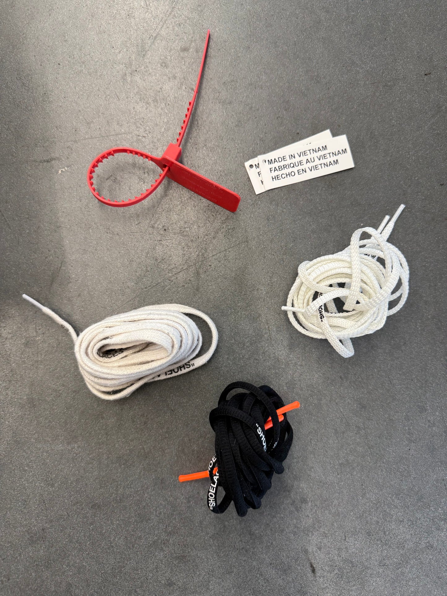 2018 SIZE 8.5 CONVERSE CHUCK 70 OFF-WHITE THE TEN (PRE-OWNED + OG ALL)