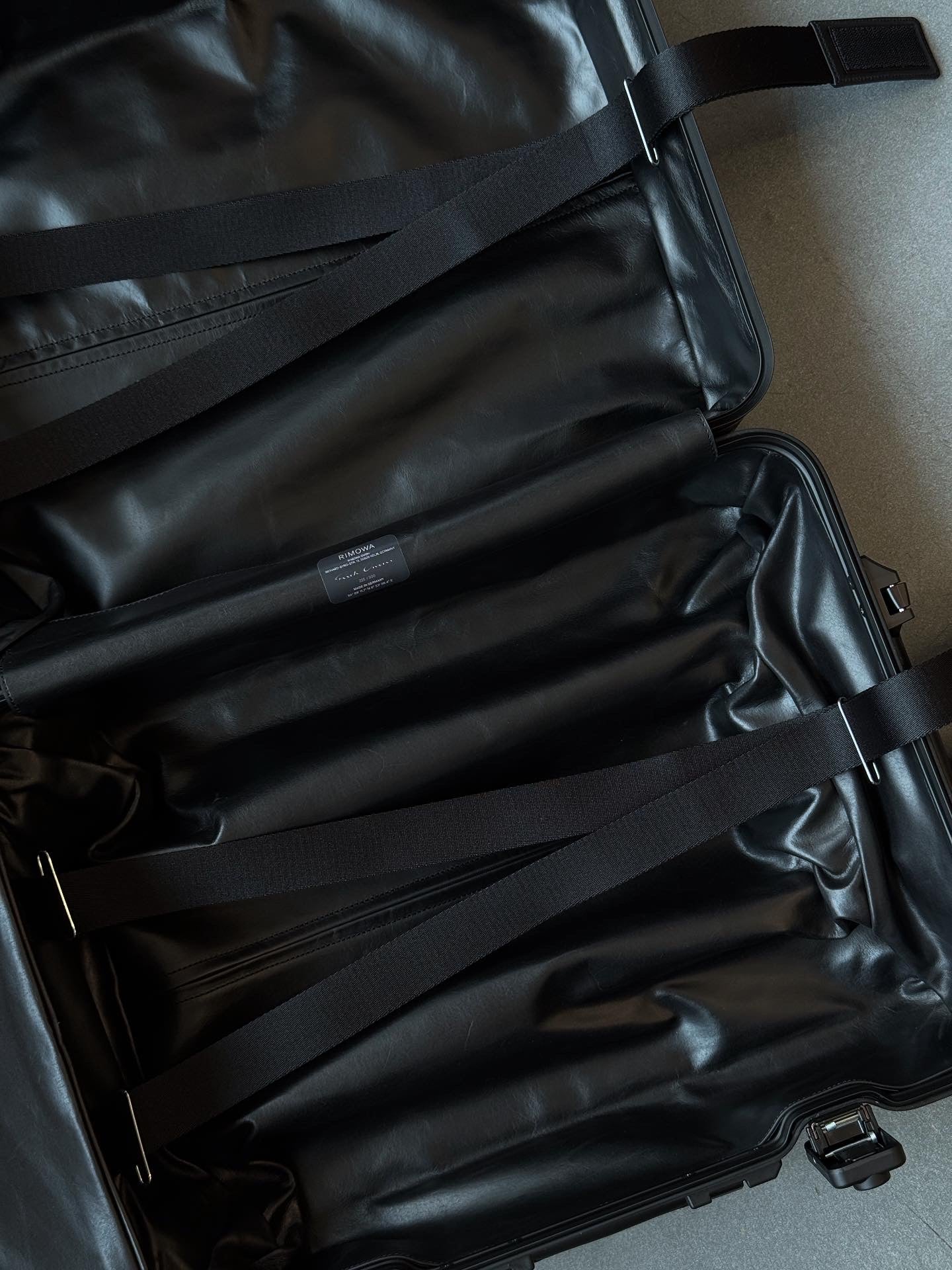 SS25 RIMOWA X RICK OWENS BRONZE CABIN LUGGAGE