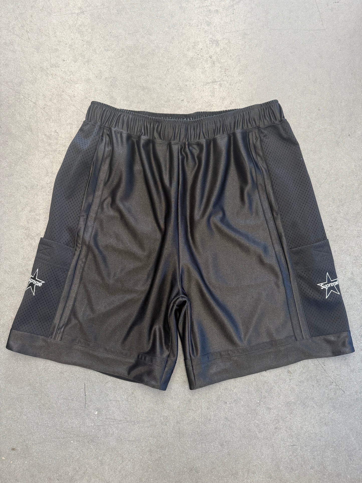 SS25 SUPREME SIDE POCKET BASKETBALL SHORTS - BLACK