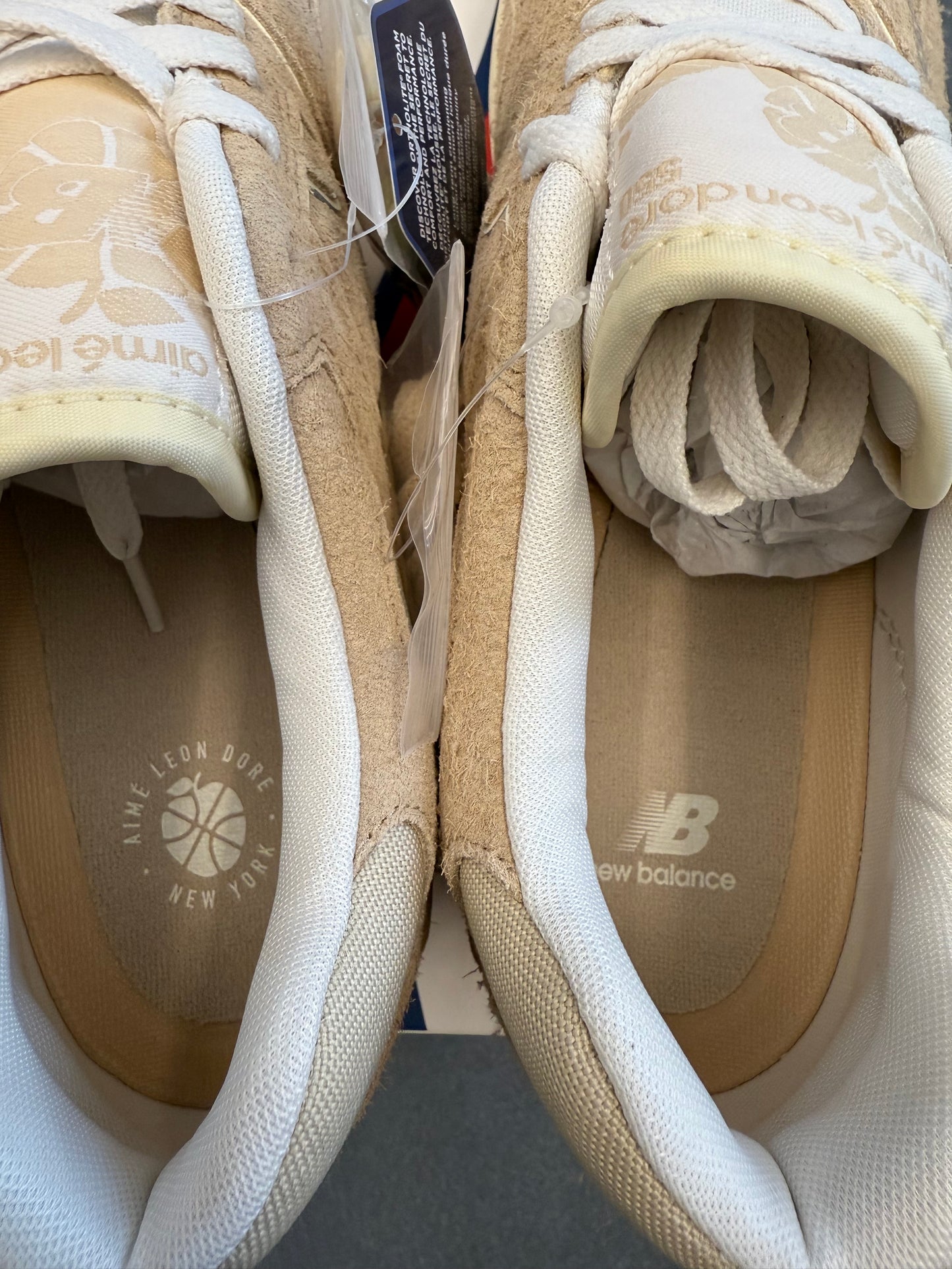 2023 SIZE 11 NEW BALANCE 550 AIME LEON DORE TAUPE SUEDE (NEW WITH BOX)