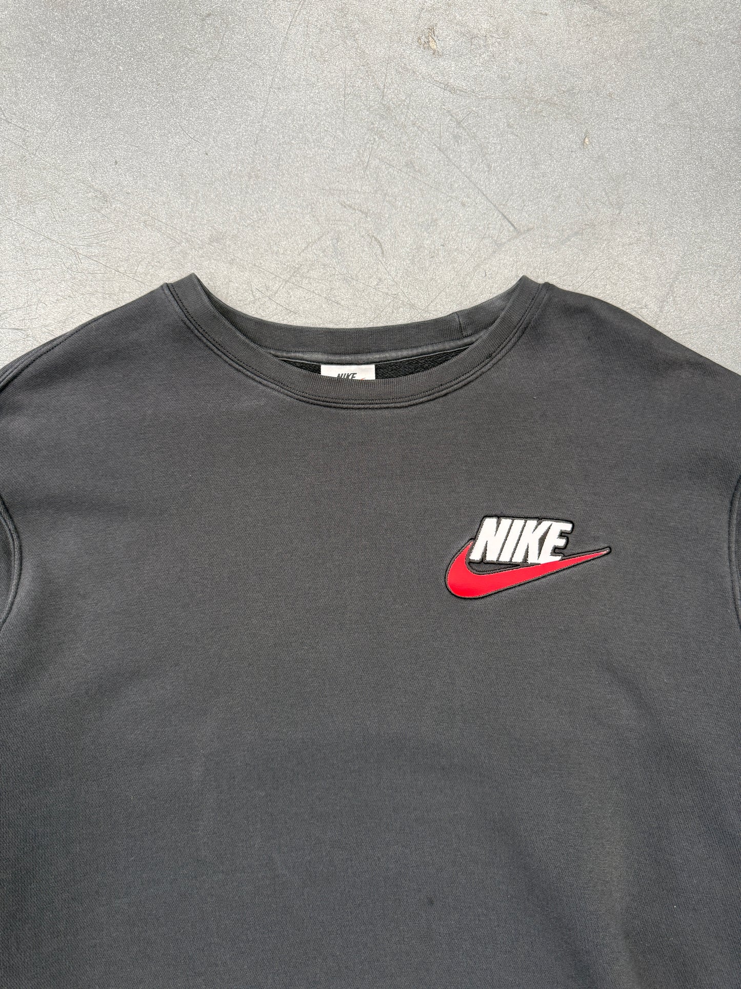 FW18 SUPREME NIKE CREWNECK - BLACK