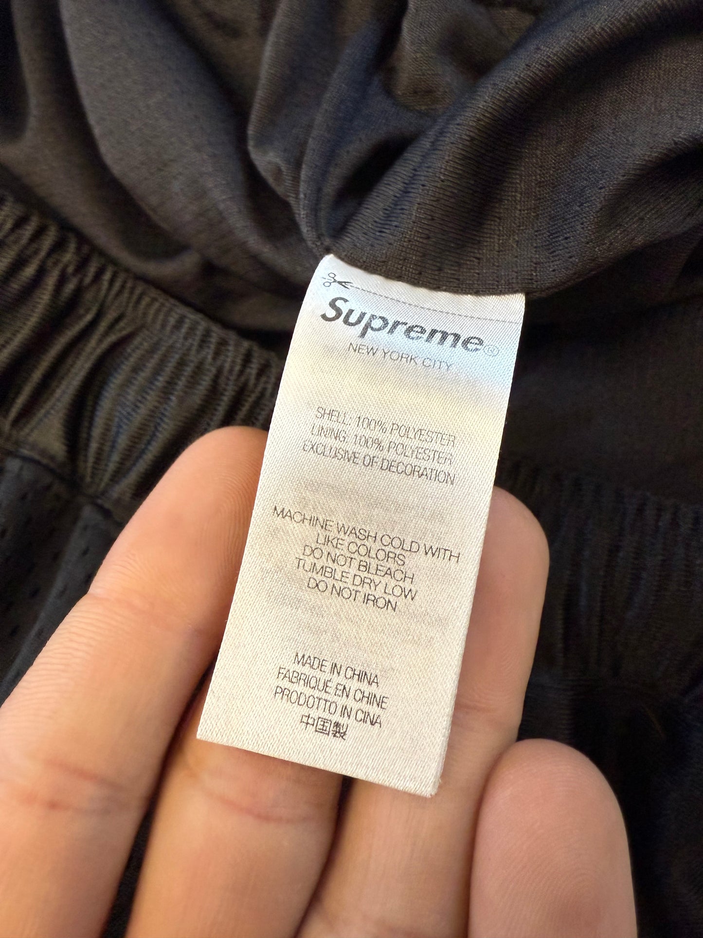 SS25 SUPREME SIDE POCKET BASKETBALL SHORTS - BLACK