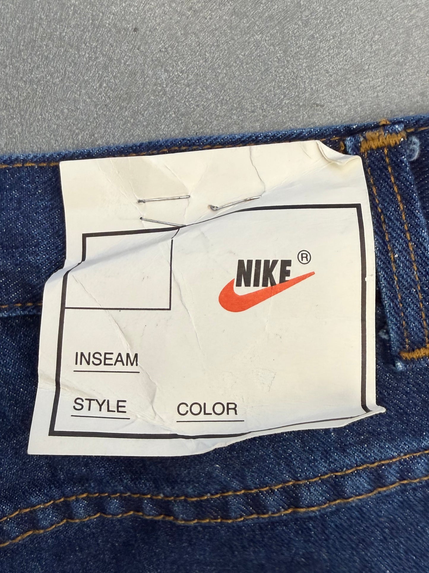 90S BOOTLEG NIKE DARK WASH JEANS (NWT)