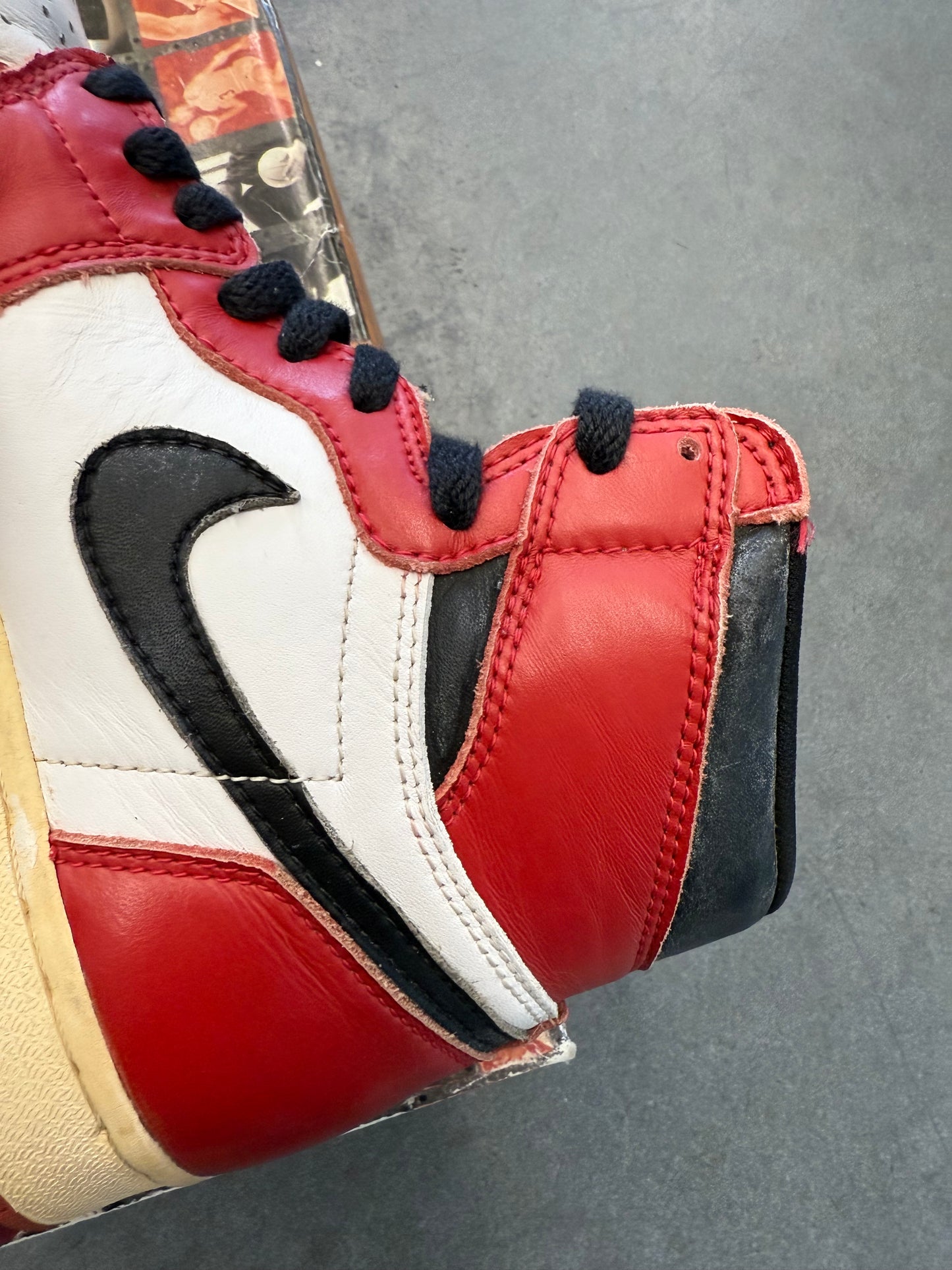 SIZE 7.5 1994 AIR JORDAN 1 CHICAGO HIGH (OG ALL + SIZE 8 BOX)