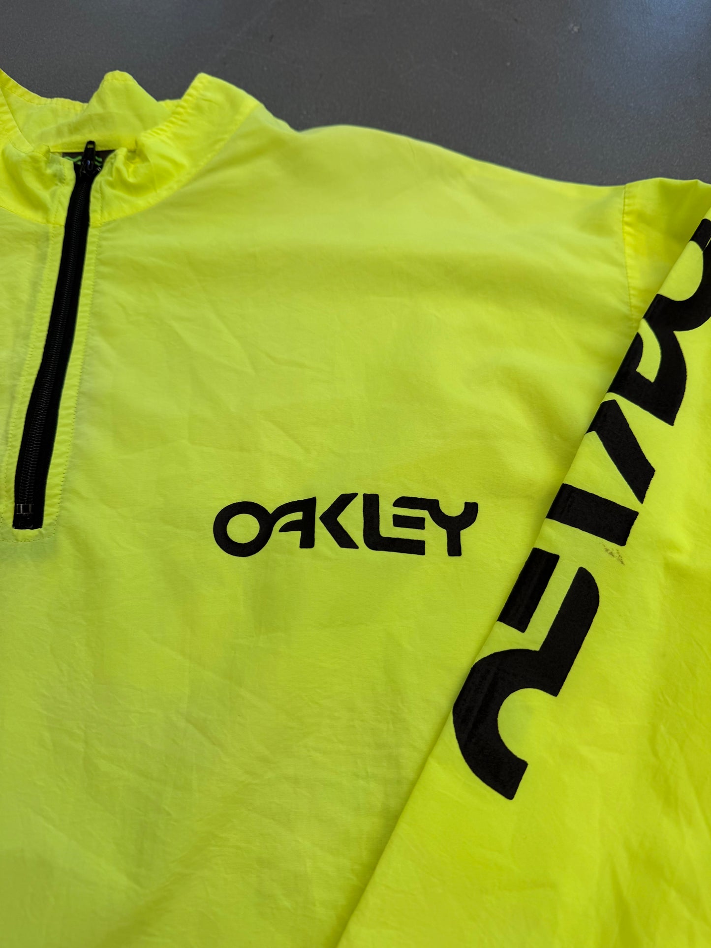 OAKLEY SURF STYLE WINDBREAKER (SURF STYLE TAG)