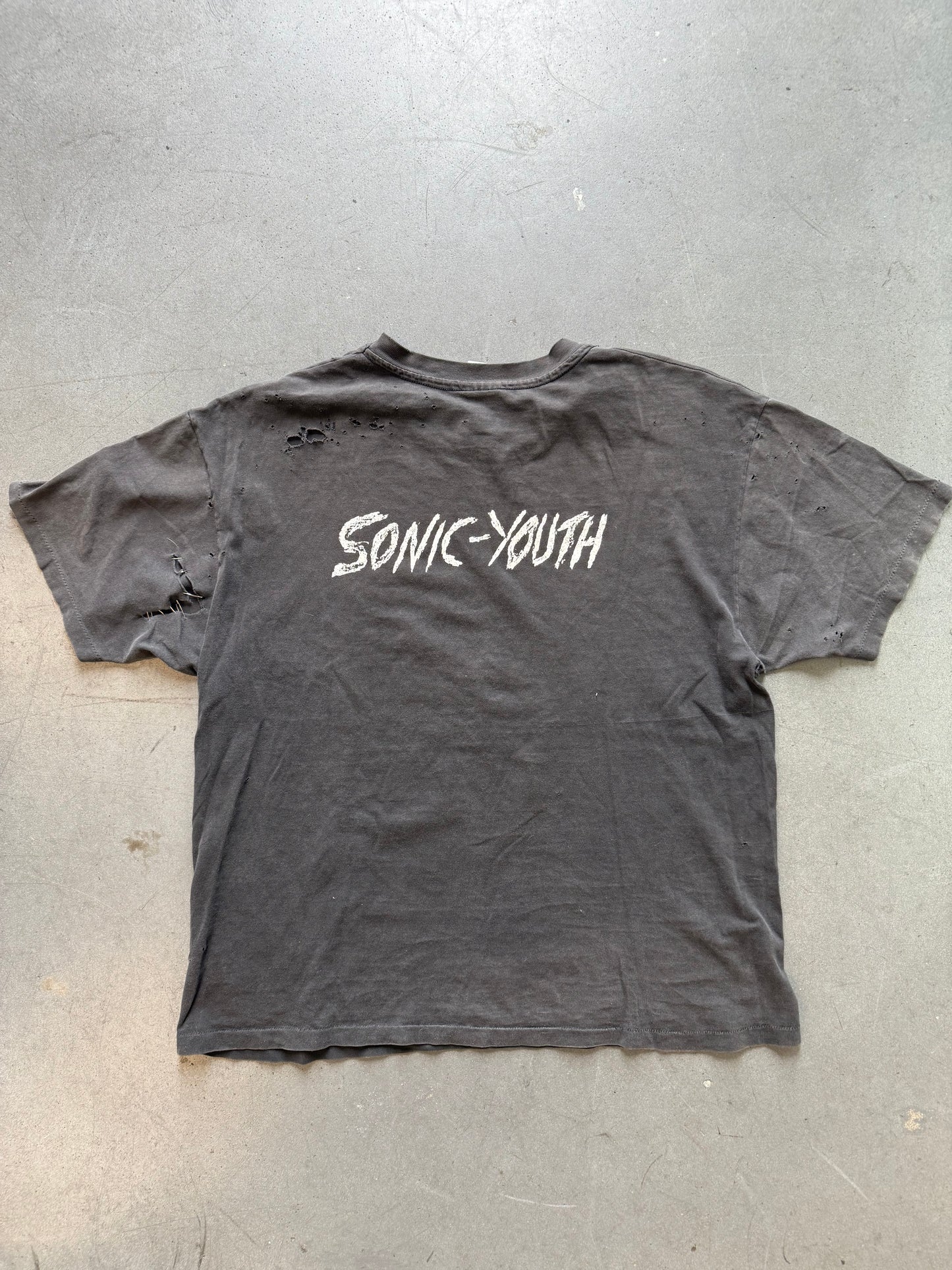 90'S SONIC YOUTH DISTRESSED TEE (HANES HEAVYWEISGT TAG)