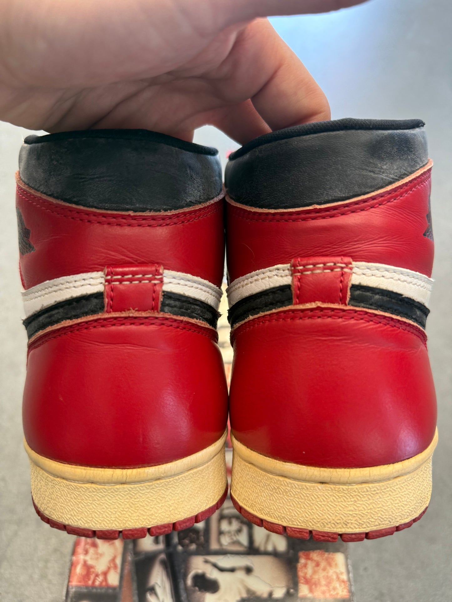 SIZE 7.5 1994 AIR JORDAN 1 CHICAGO HIGH (OG ALL + SIZE 8 BOX)