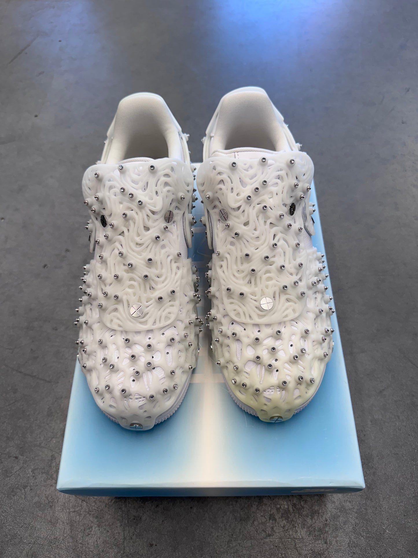 SIZE 9W NIKE AIR FORCE 1 LOW SWARVOSKI RETROFLECTIVE CRYSTAL WHITE (2021) (NEW WITH BOX) (CC)