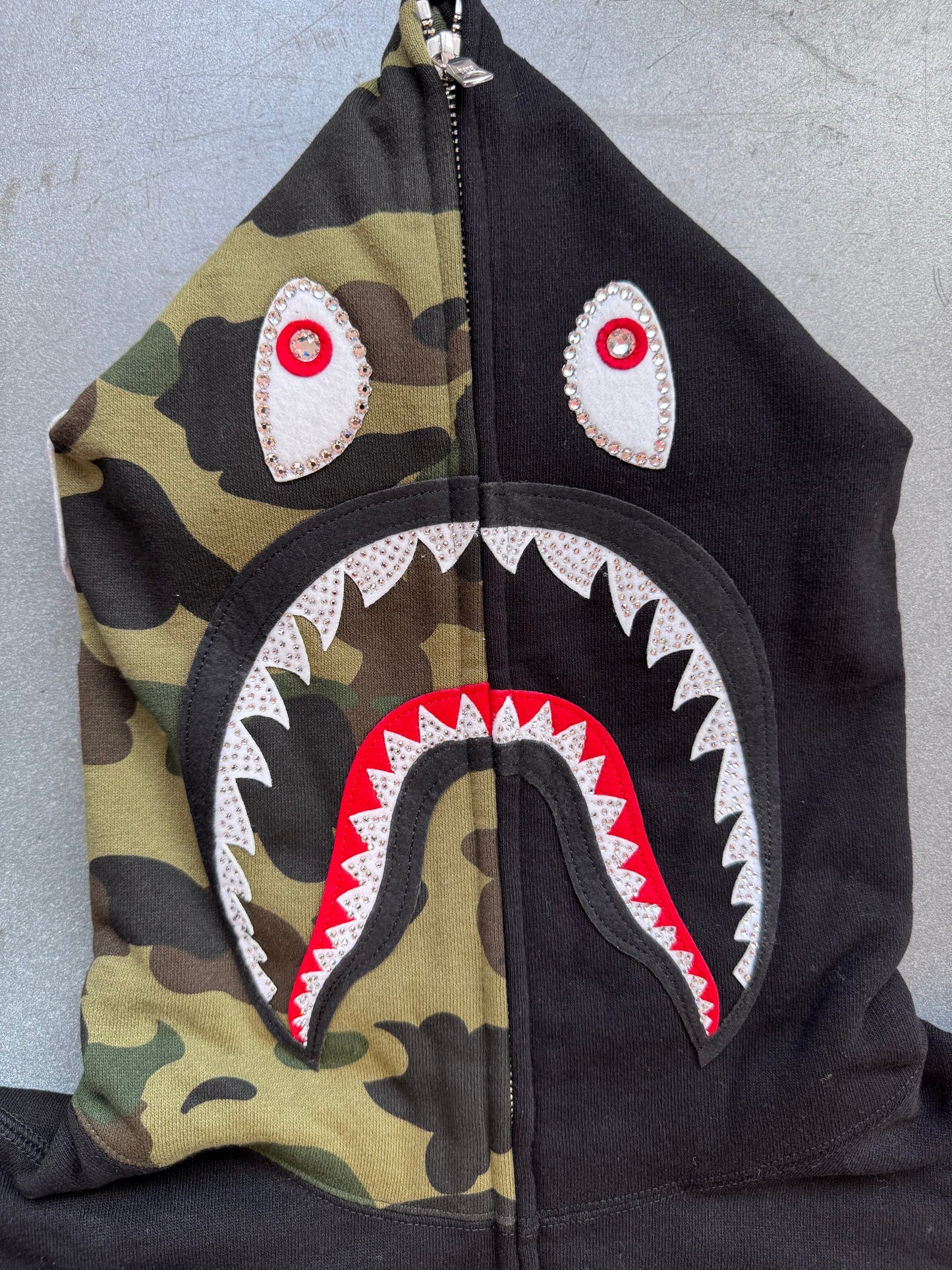 FW18 A BATHING APE BAPE SWARVOSKI SHARK FULL ZIP HOODIE (NEW)
