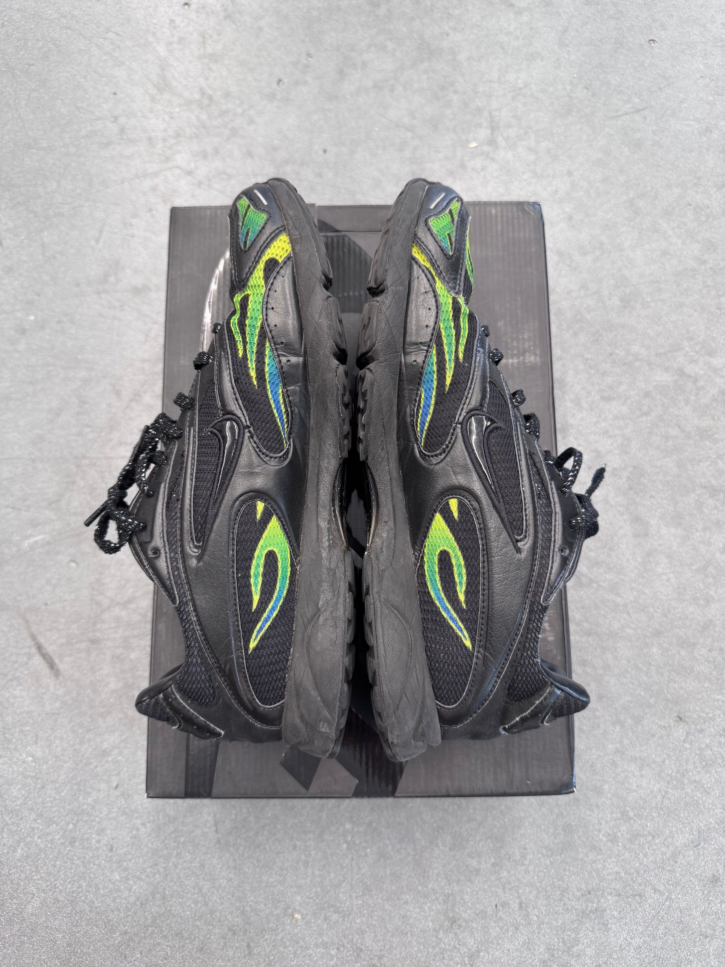 SIZE 10 SS18 NIKE ZOOM STREAK SPECTRUM PLUS SUPREME (PRE-OWNED WITH BOX) (CC)
