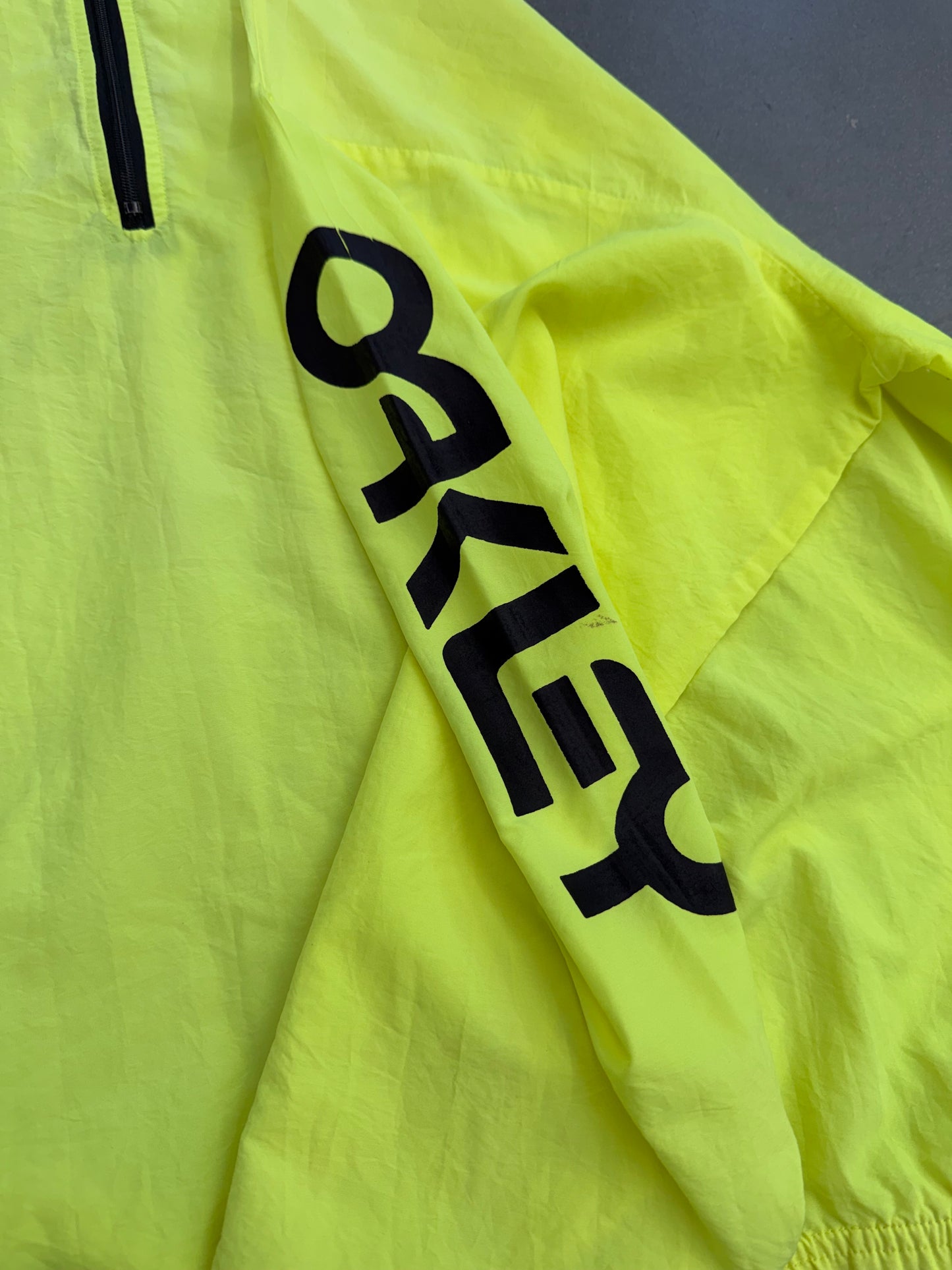 OAKLEY SURF STYLE WINDBREAKER (SURF STYLE TAG)