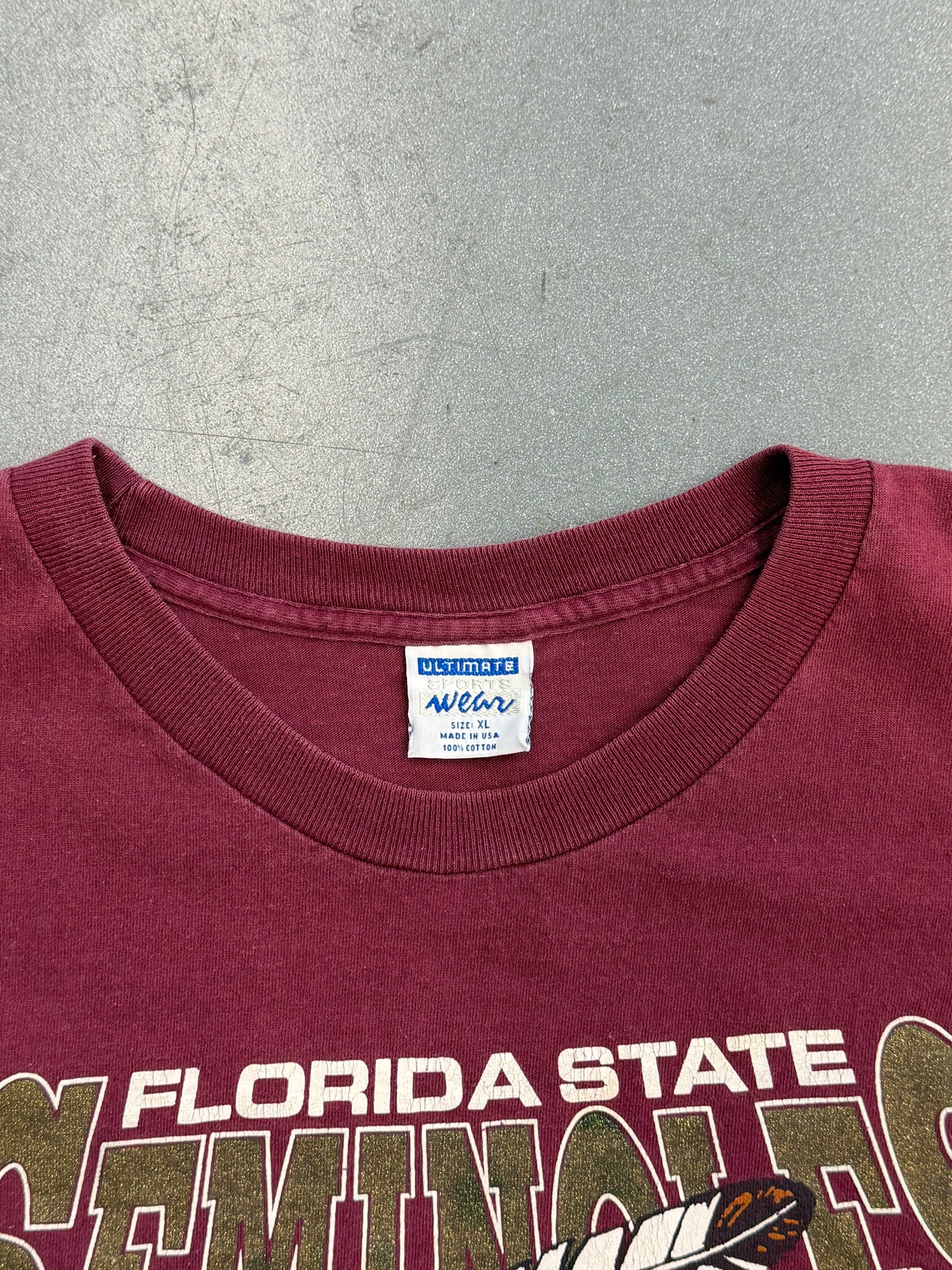 90'S FSU FLORIDA STATE SEMINOLES RUSHING SEMINOLE BREAKTHROUGH TEE (ULTIMATE TAG)