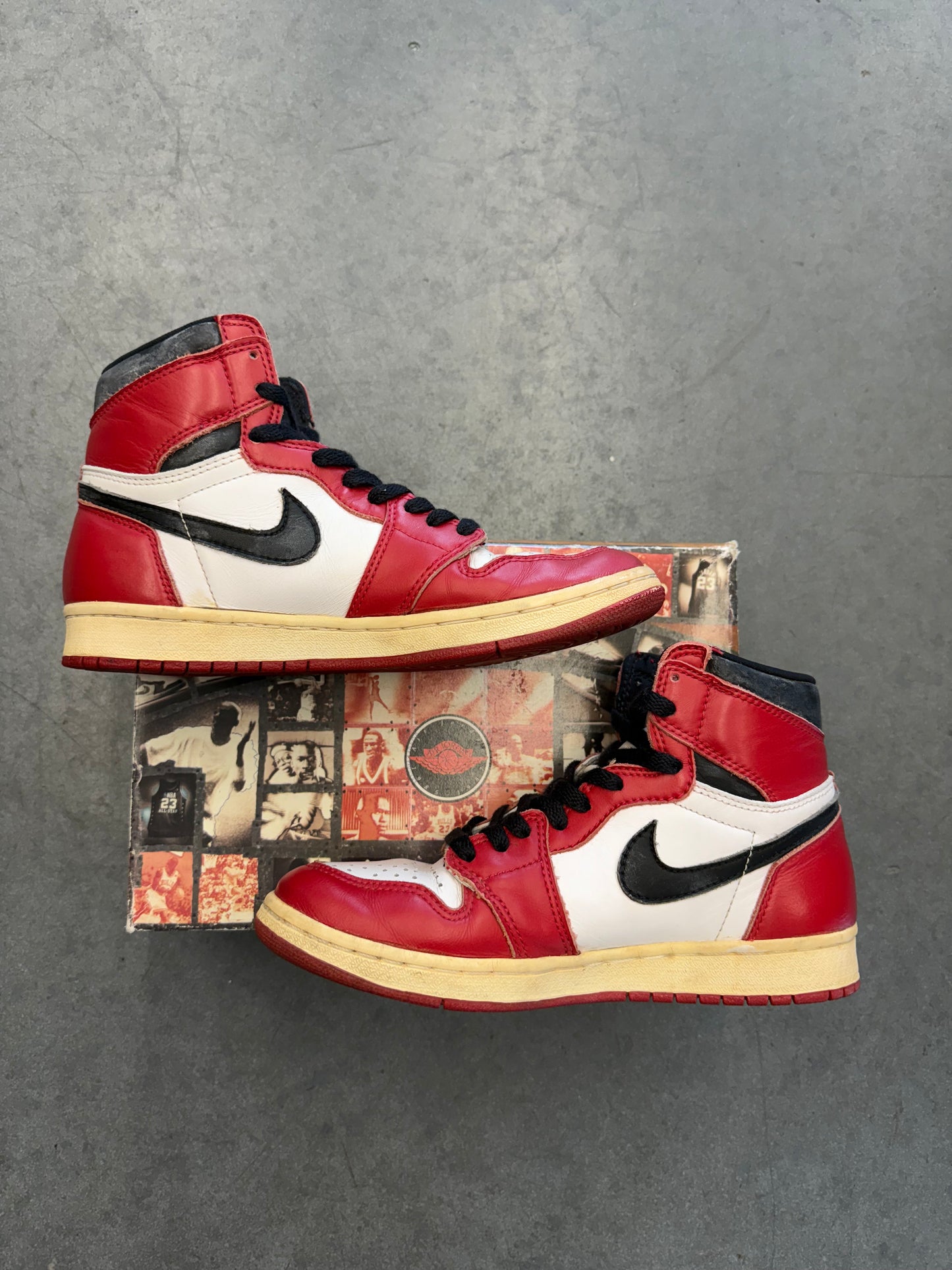 SIZE 7.5 1994 AIR JORDAN 1 CHICAGO HIGH (OG ALL + SIZE 8 BOX)