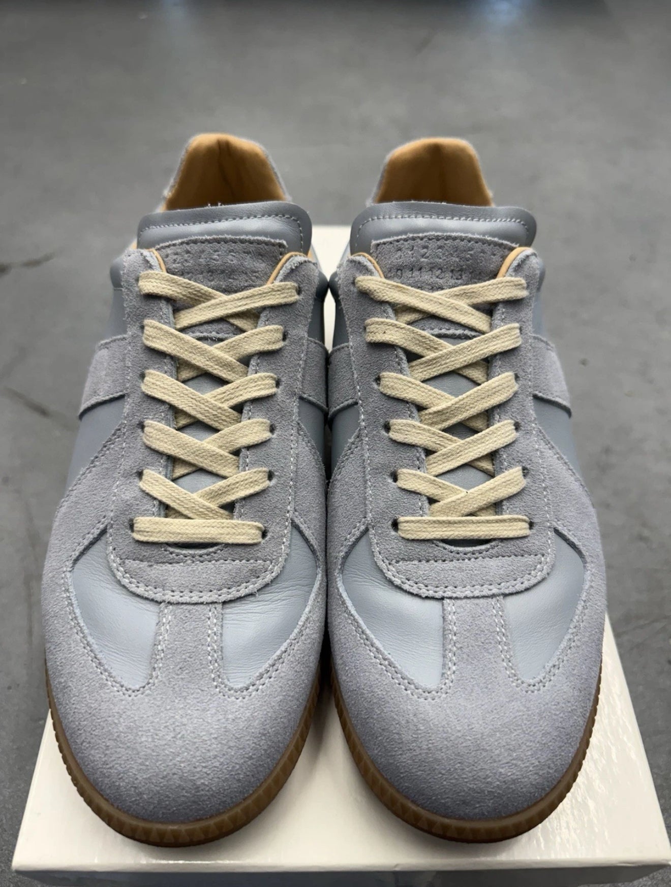 SIZE 41 MAISON MARGIELA REPLICA SNEAKERS - CLOUD (PRE-OWNED WITH BOX)