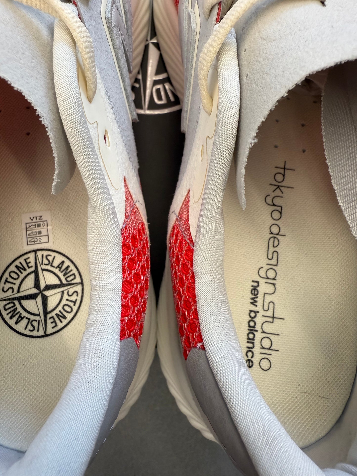 SIZE 12 STONE ISLAND TOKYO DESIGN STUDIO FUELCELL RC ELITE V2 'ENERGY RED' (WITH BOX)