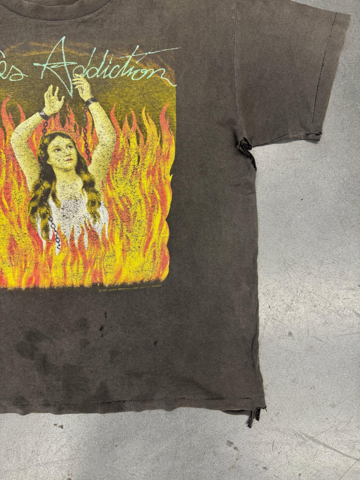 1989 JANES ADDICTION EL RITUAL DE LO HABITUAL LOS ANGELES, CA TOUR TEE (PULLED TAG)