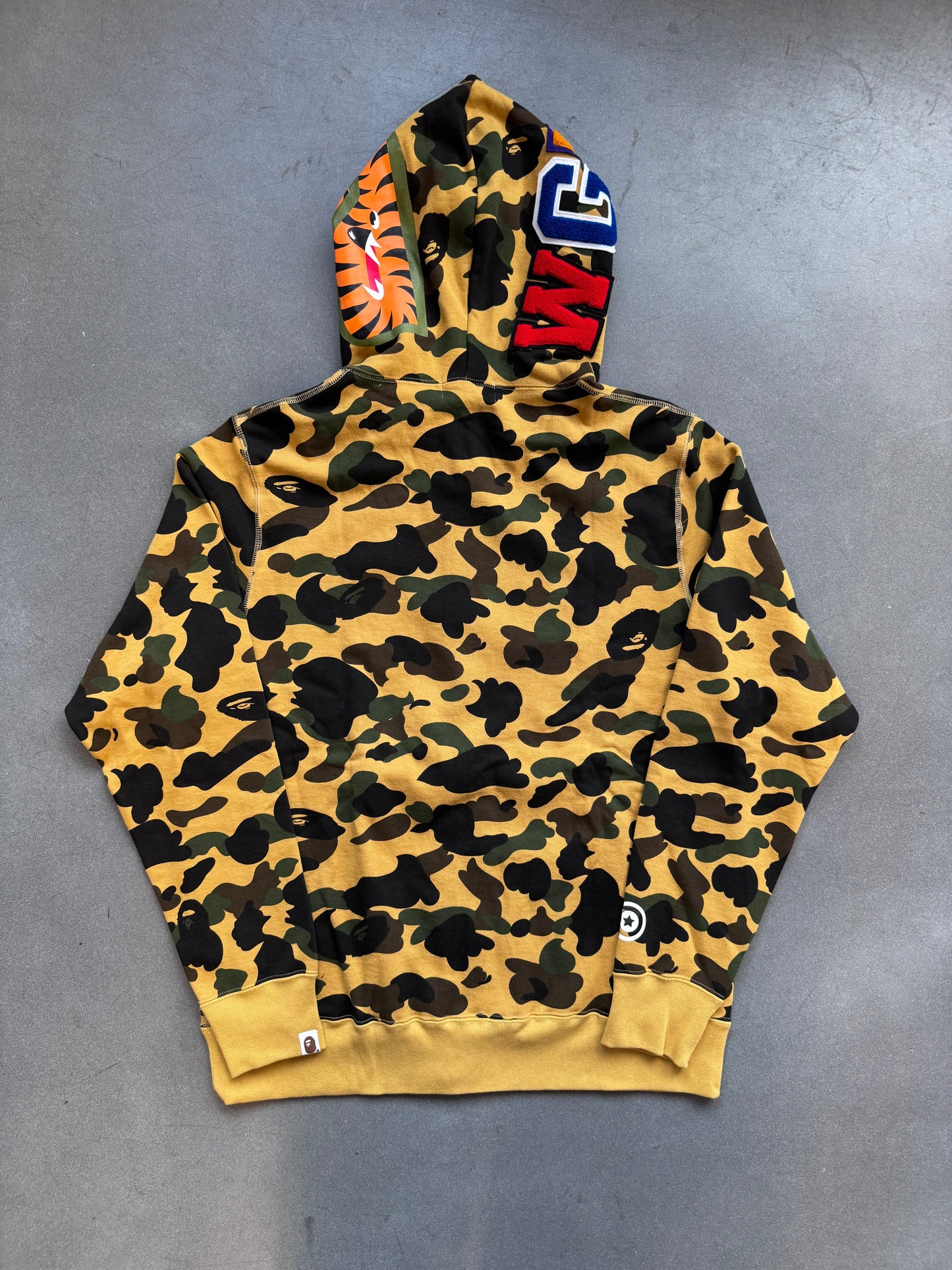 A BATHING APE BAPE 1ST CAMO SHARK FULL ZIP HOODIE - YELLOW (XL) (NWT)