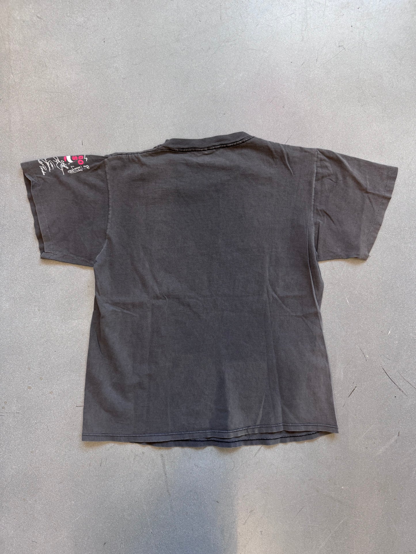 1993 CHICAGO BULLS NBA SHATTERED BACKBOARD BASKETBALL TEE (CHANGES TAG)