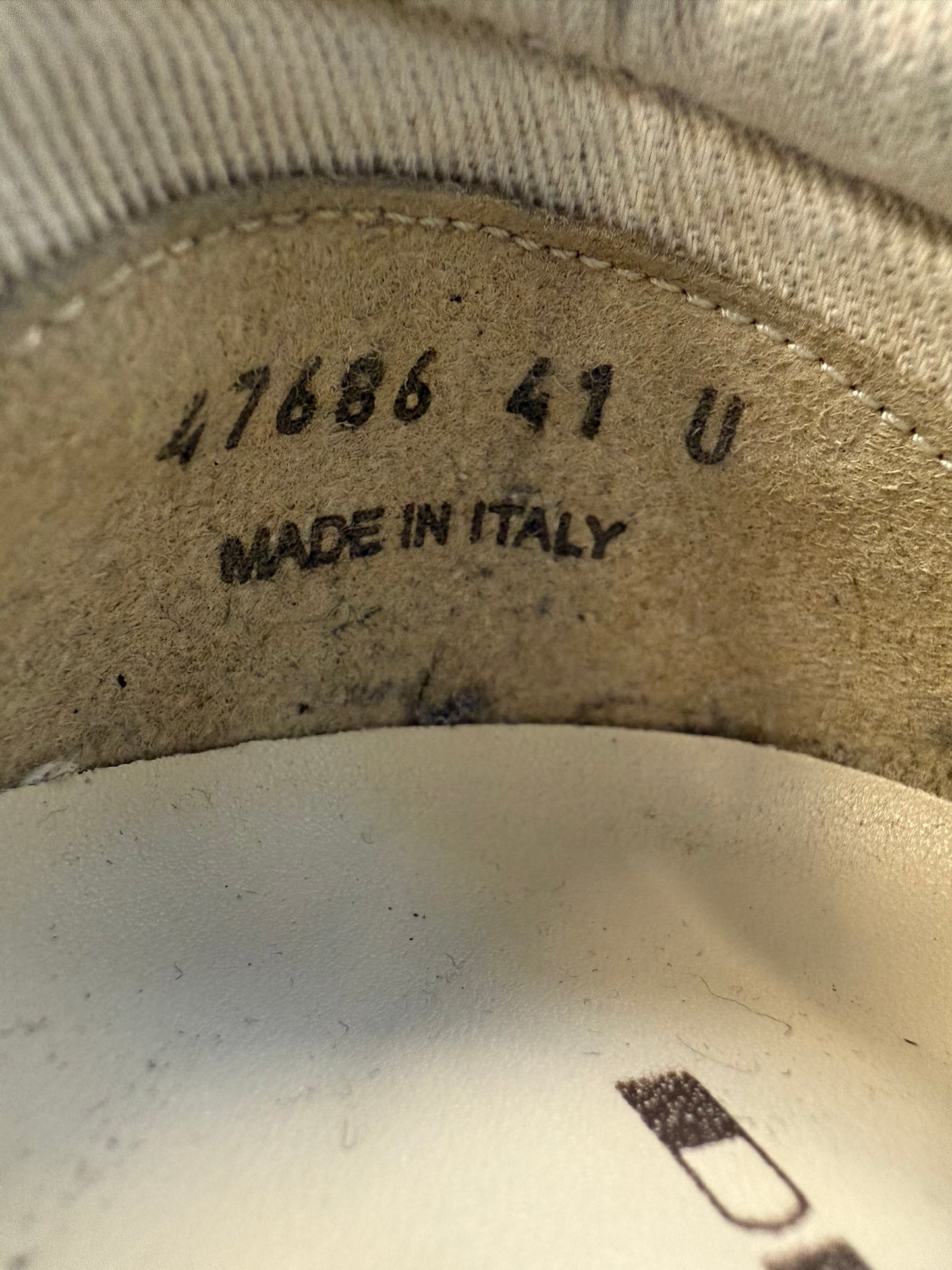 SIZE 41 RICK OWENS DRKSHDW VINTAGE SNEAKS - BLACK CANVAS (PRE-OWNED NO BOX)