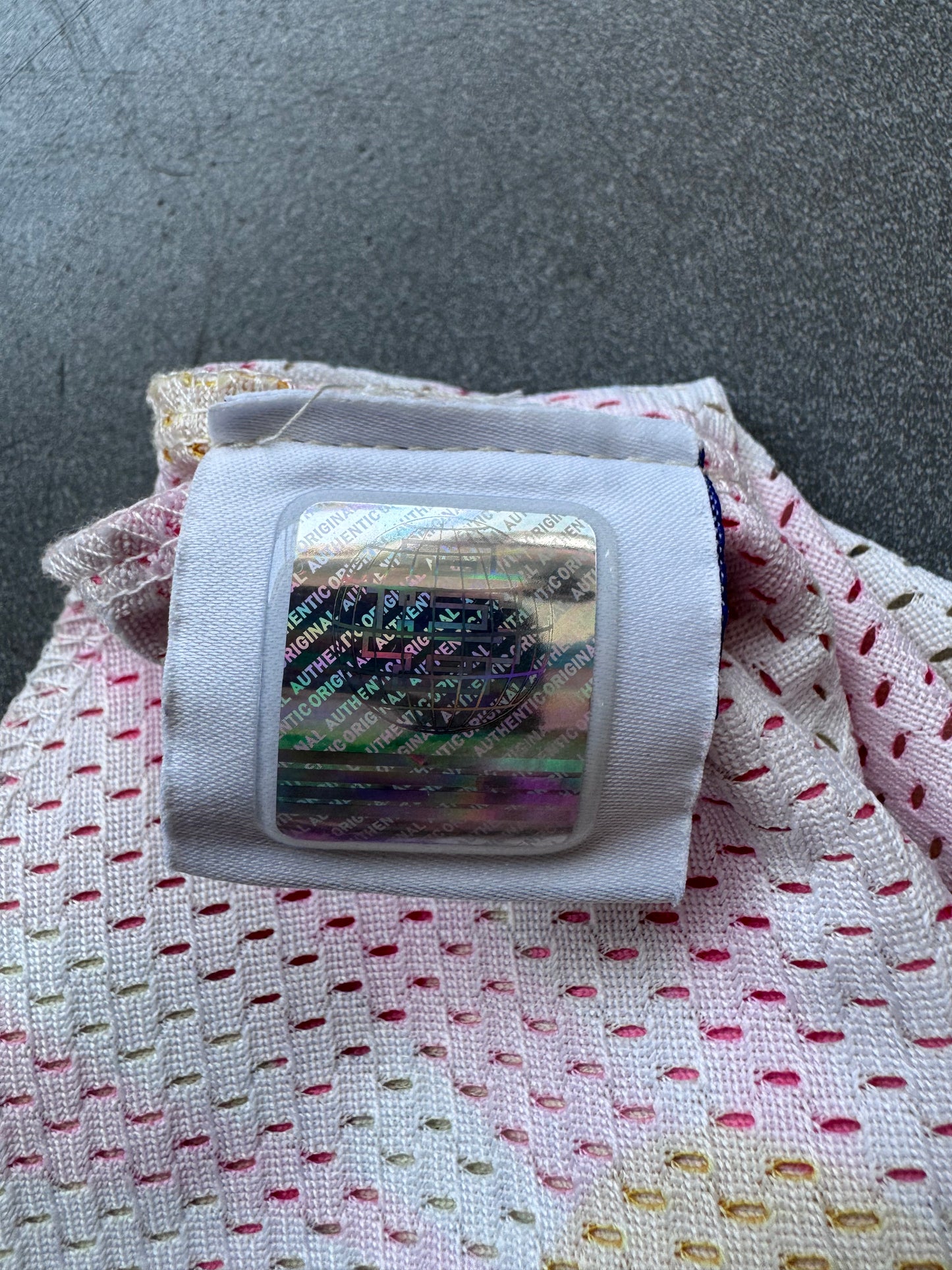 ERIC EMANUEL EE BASIC SHORT PINK DAISIES (S)