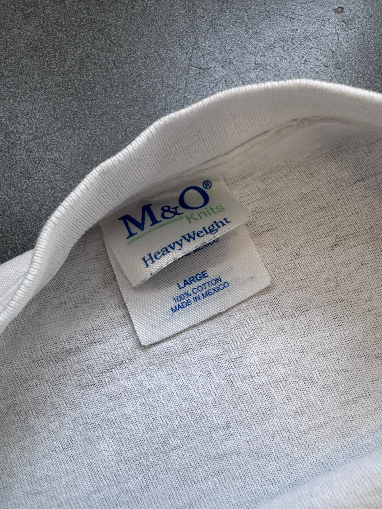 1997 THE TEXAS CHAINSAW MASSACRE TEE (M & O KNITS TAG)