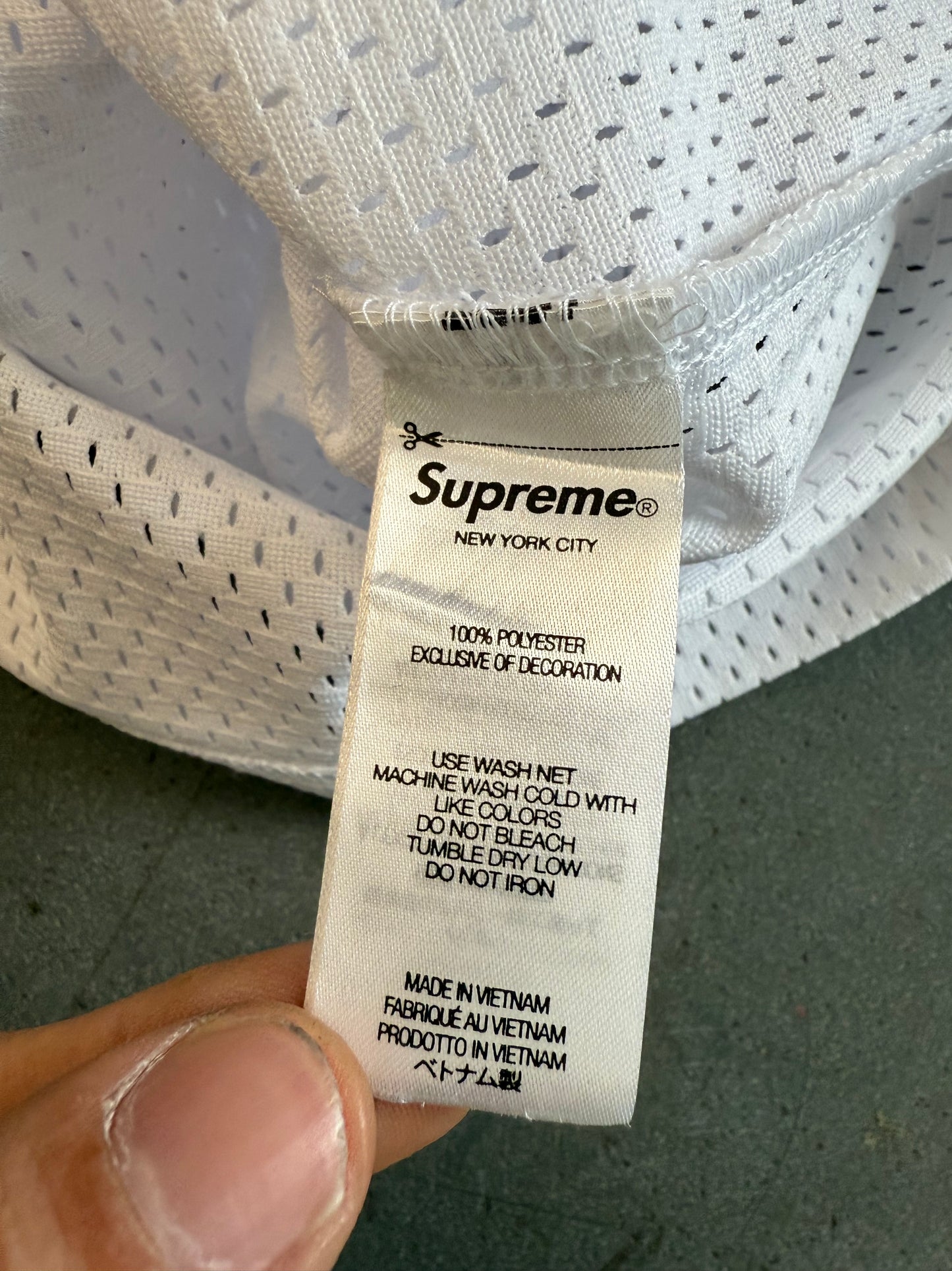 FW25 SUPREME BONES FOOTBALL JERSEY - WHITE (L) (NEW)