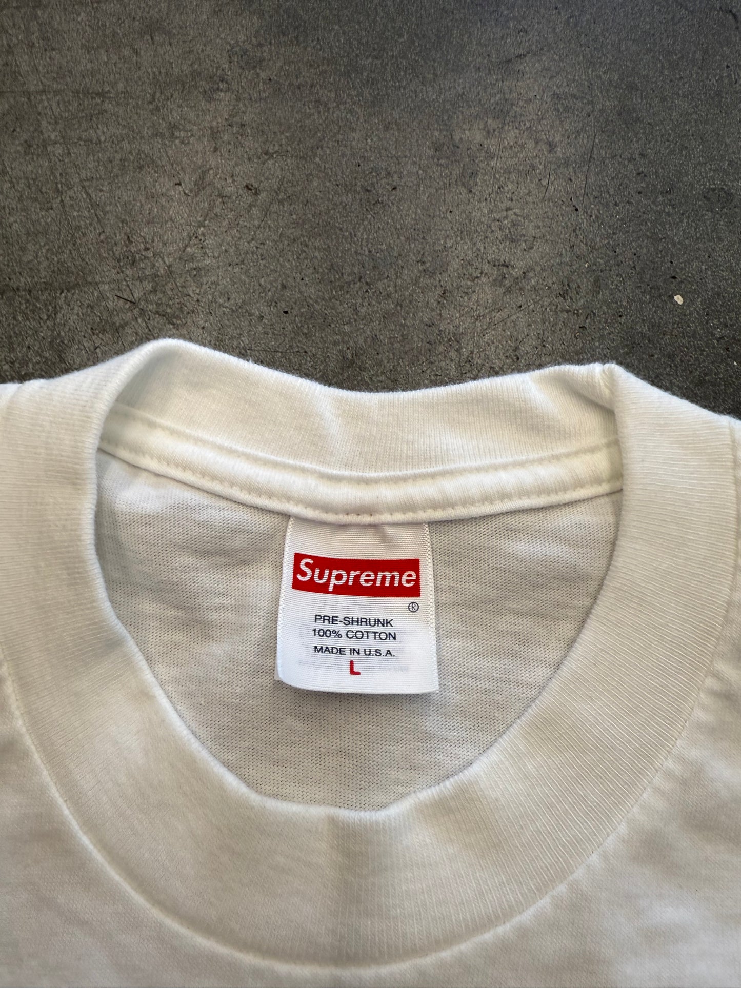SS24 SUPREME 30TH ANNIVERSARY TEE