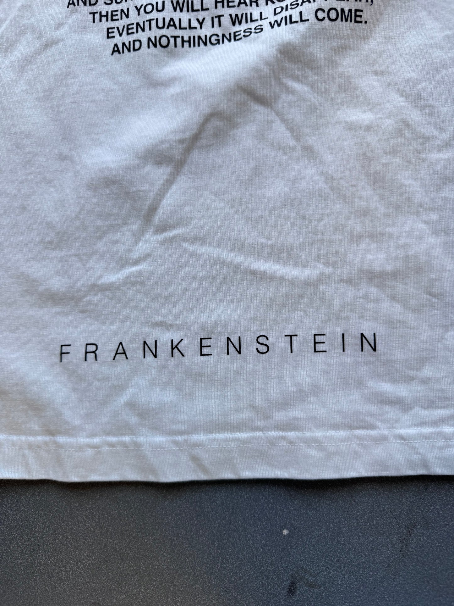 GU X UNDERCOVER FRANKENSTEIN KOSMIC NOISE. TEE (S)