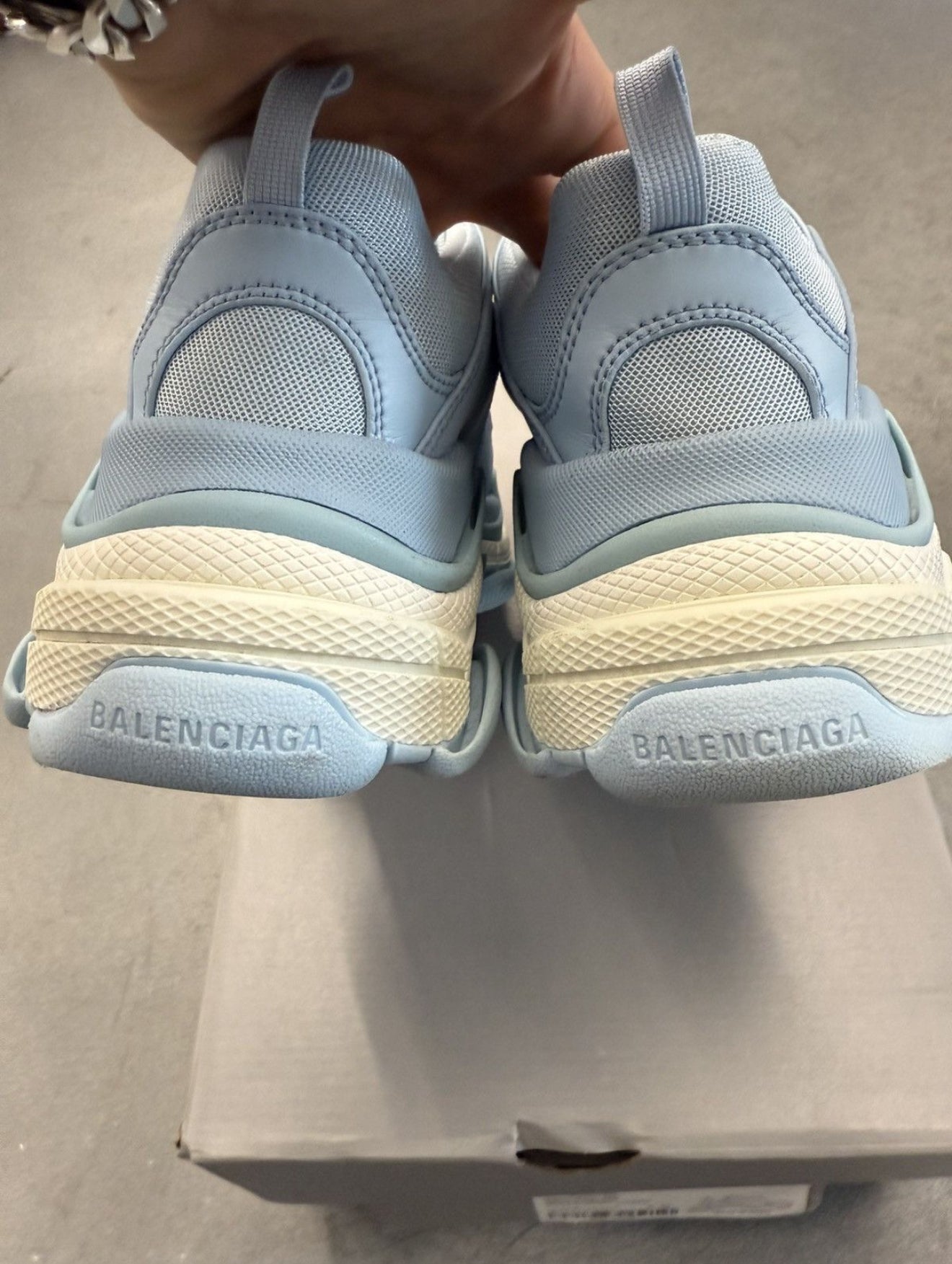 SIZE 39 BALENCIAGA TRIPLE S LIGHT BLUE (PRE-OWNED WITH BOX)