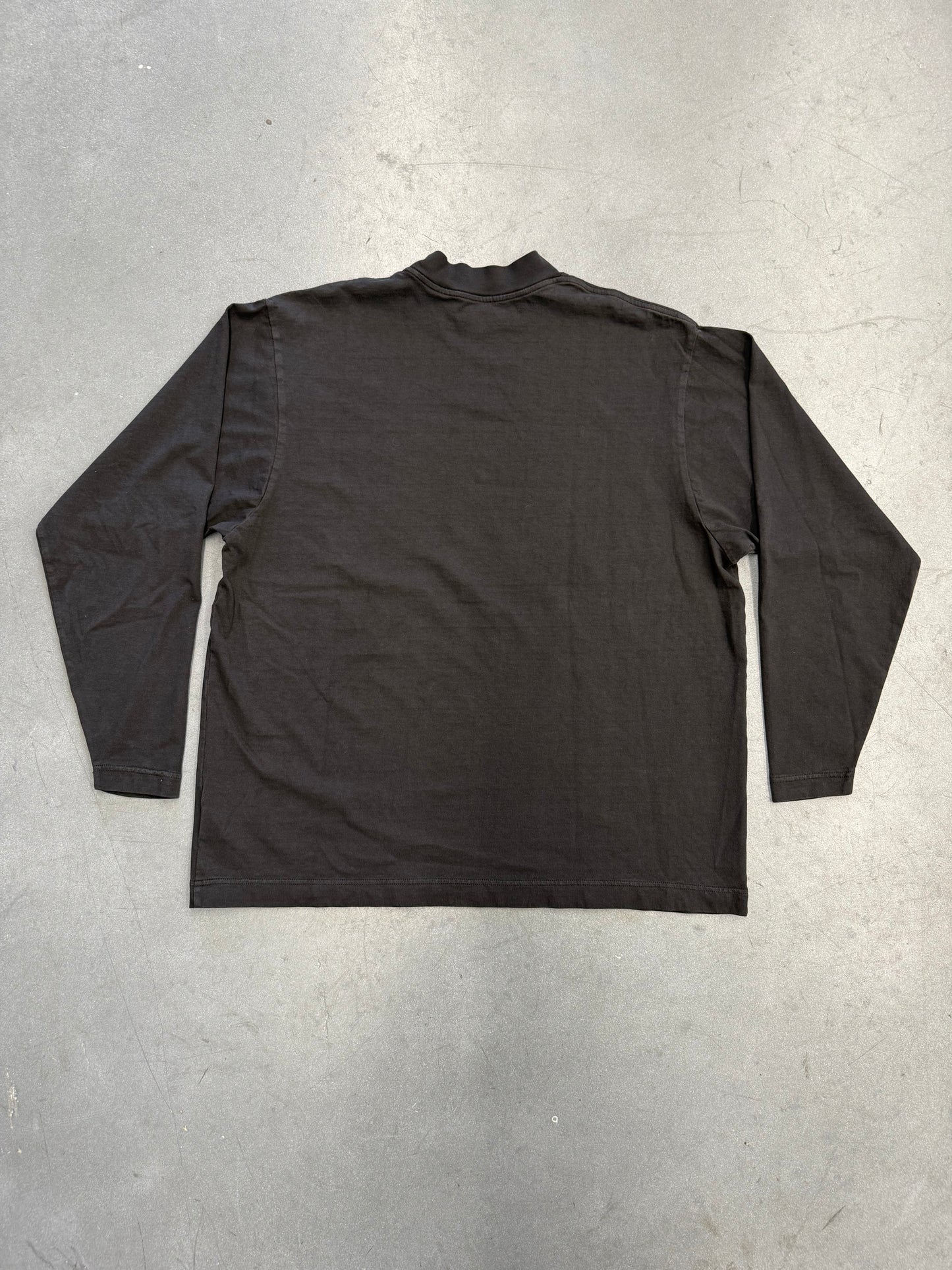 YEEZY GAP ENGINEERED BY BALENCIAGA LOGO LONG SLEEVE TEE - BLACK (XS)
